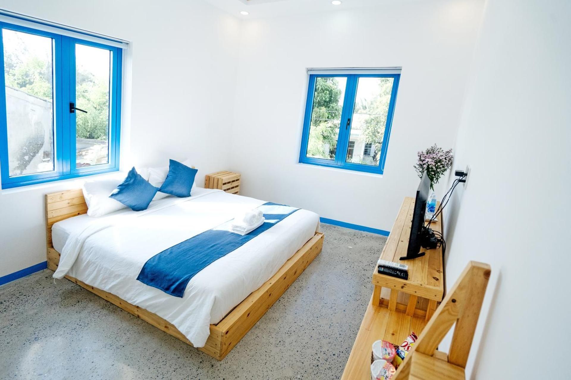 Double Room with Pool View