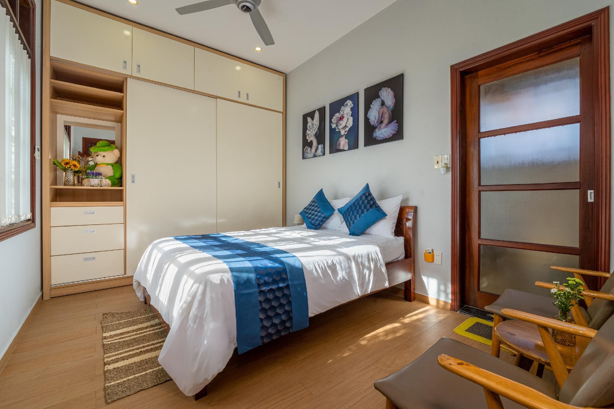 Double Room with View