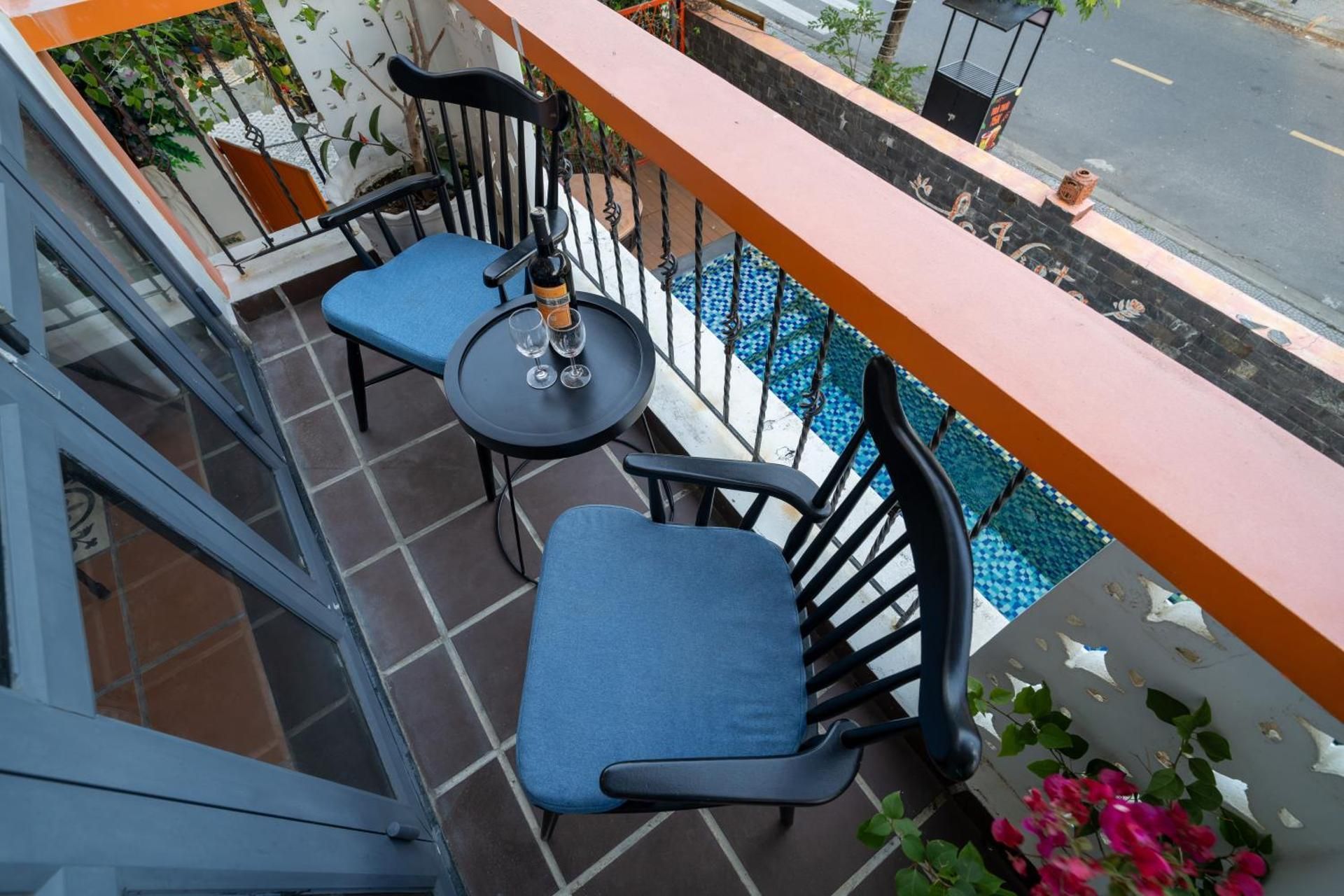 Triple Deluxe with Balcony