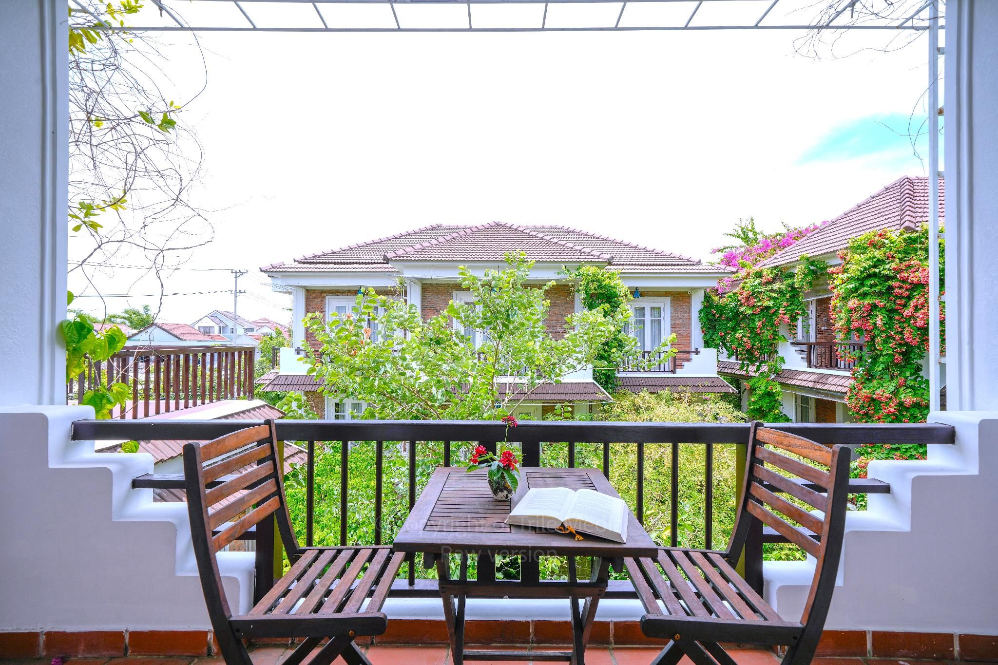 Deluxe Garden Room