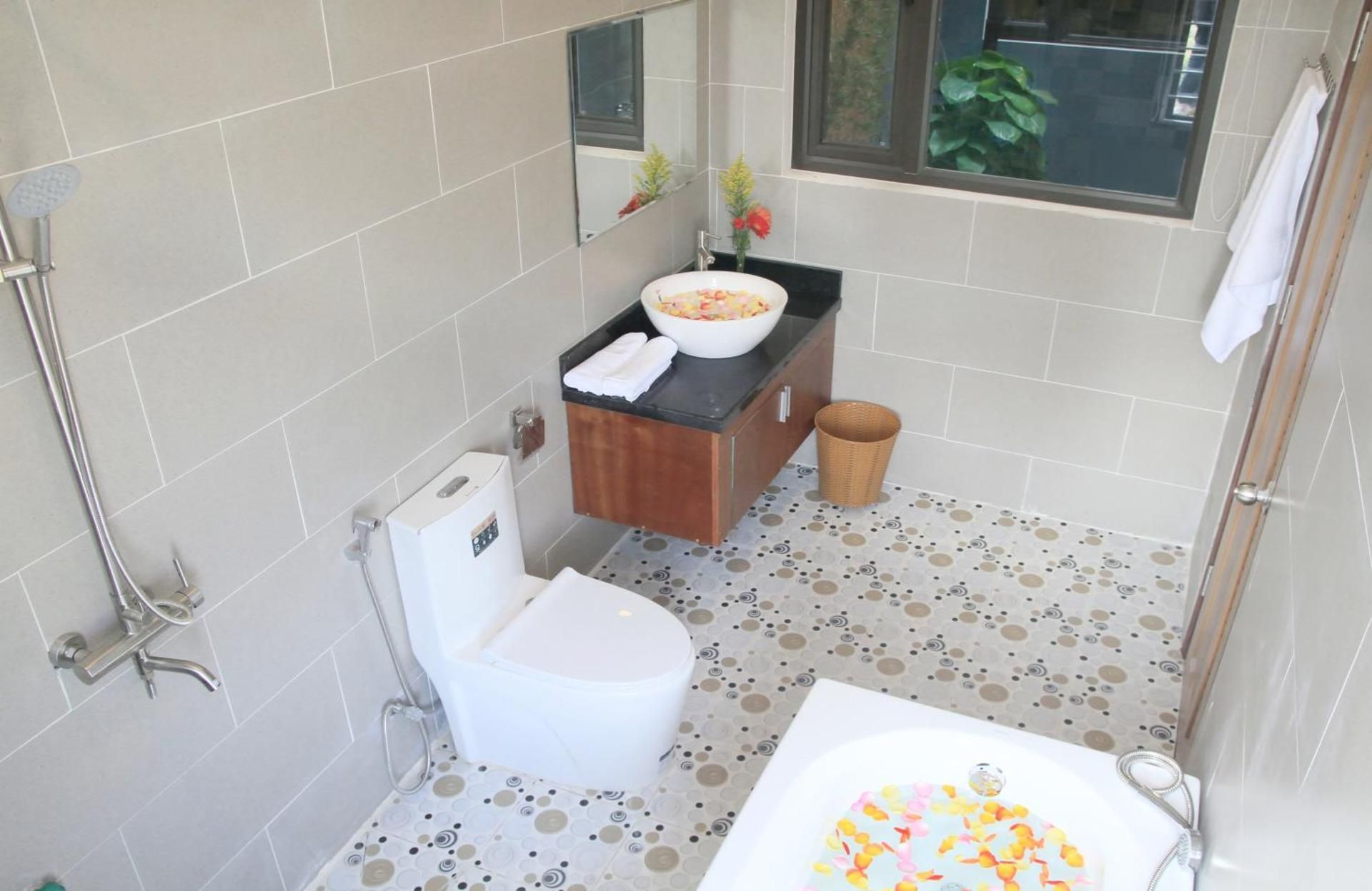 Standard Quadruple Bath