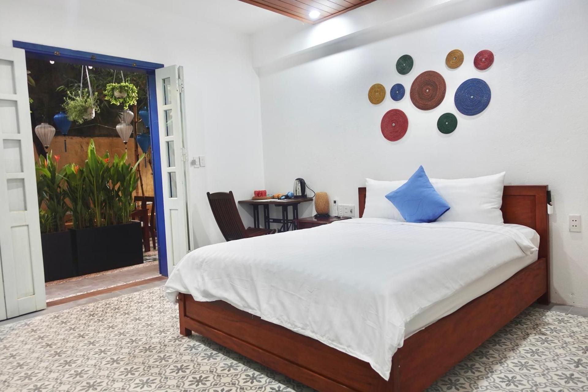 Queen Room