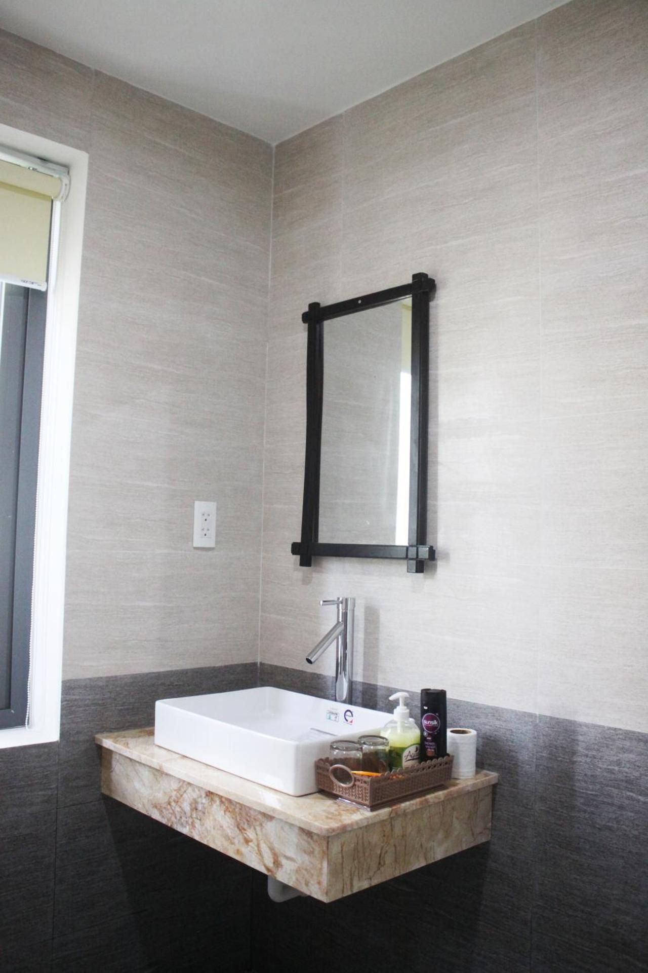 King Room with Lake View