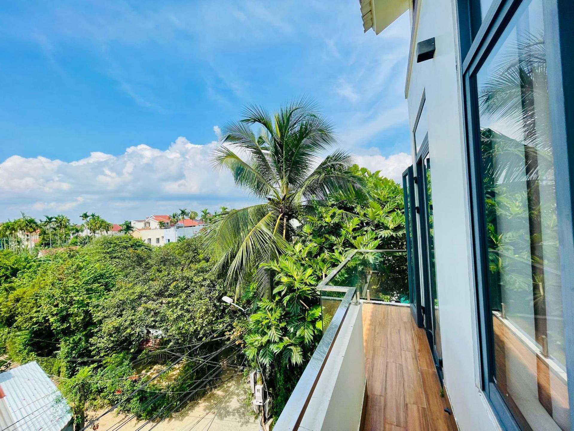 Deluxe - Garden View