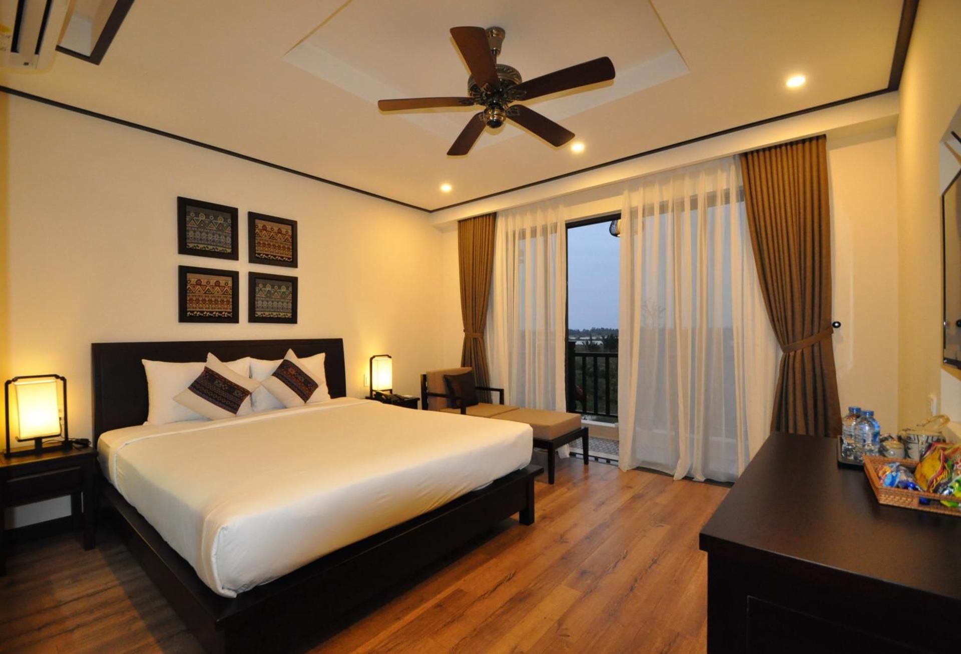 Deluxe River View Double or Twin