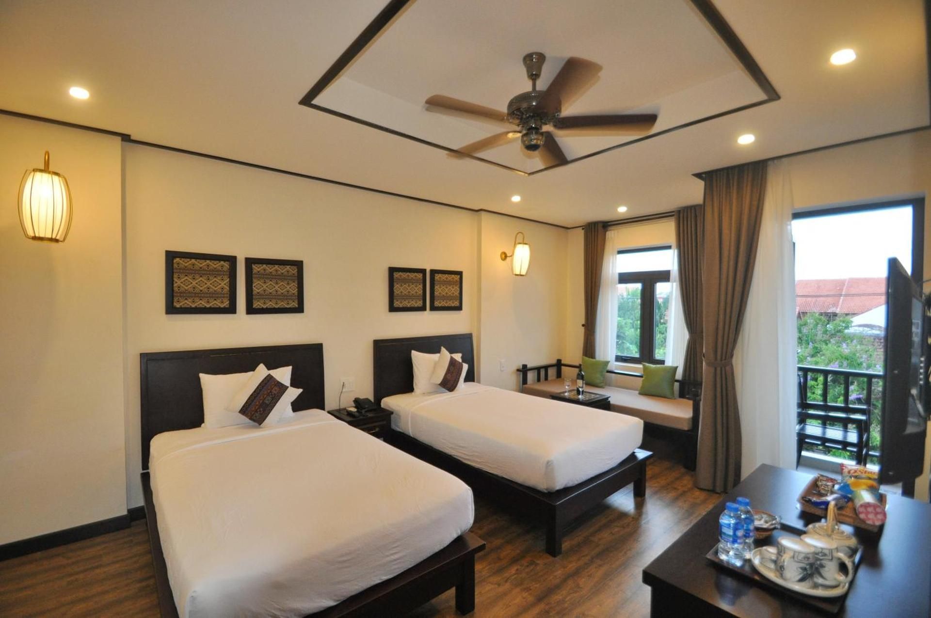 Deluxe Double Or Twin City View