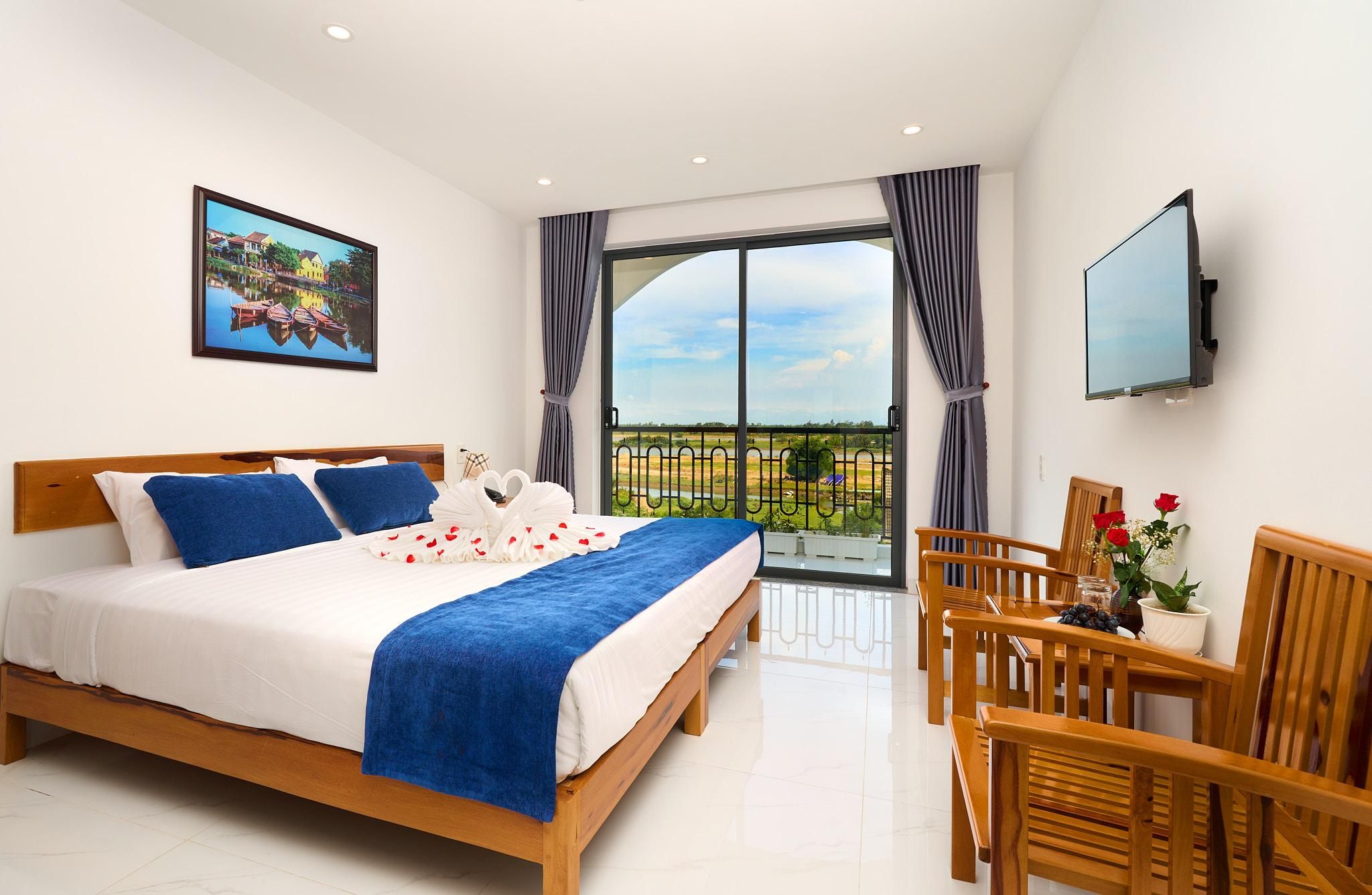 Hoi An Legend Charm Boutique Hotel Deluxe River View