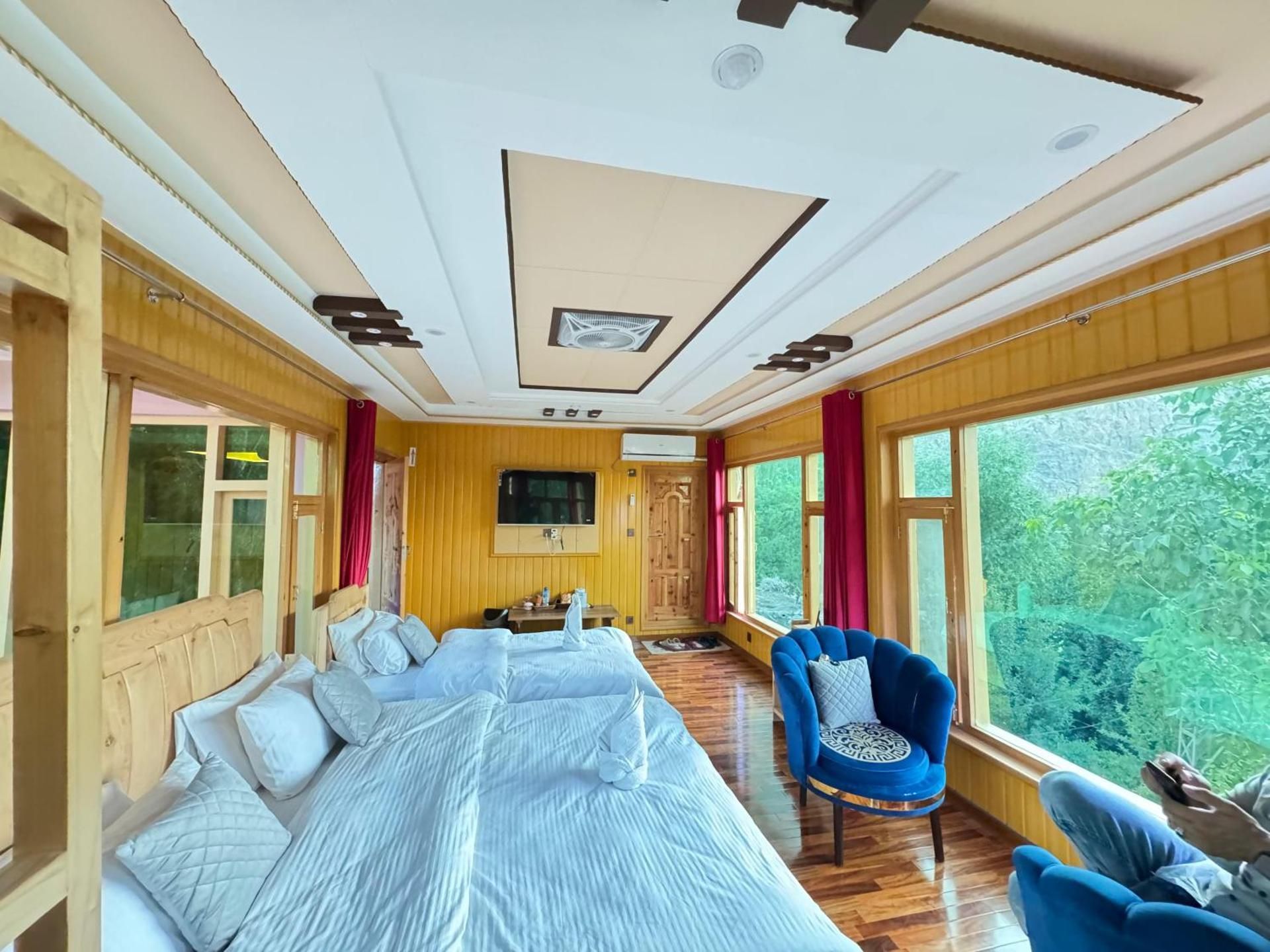 Family Room with Mountain View