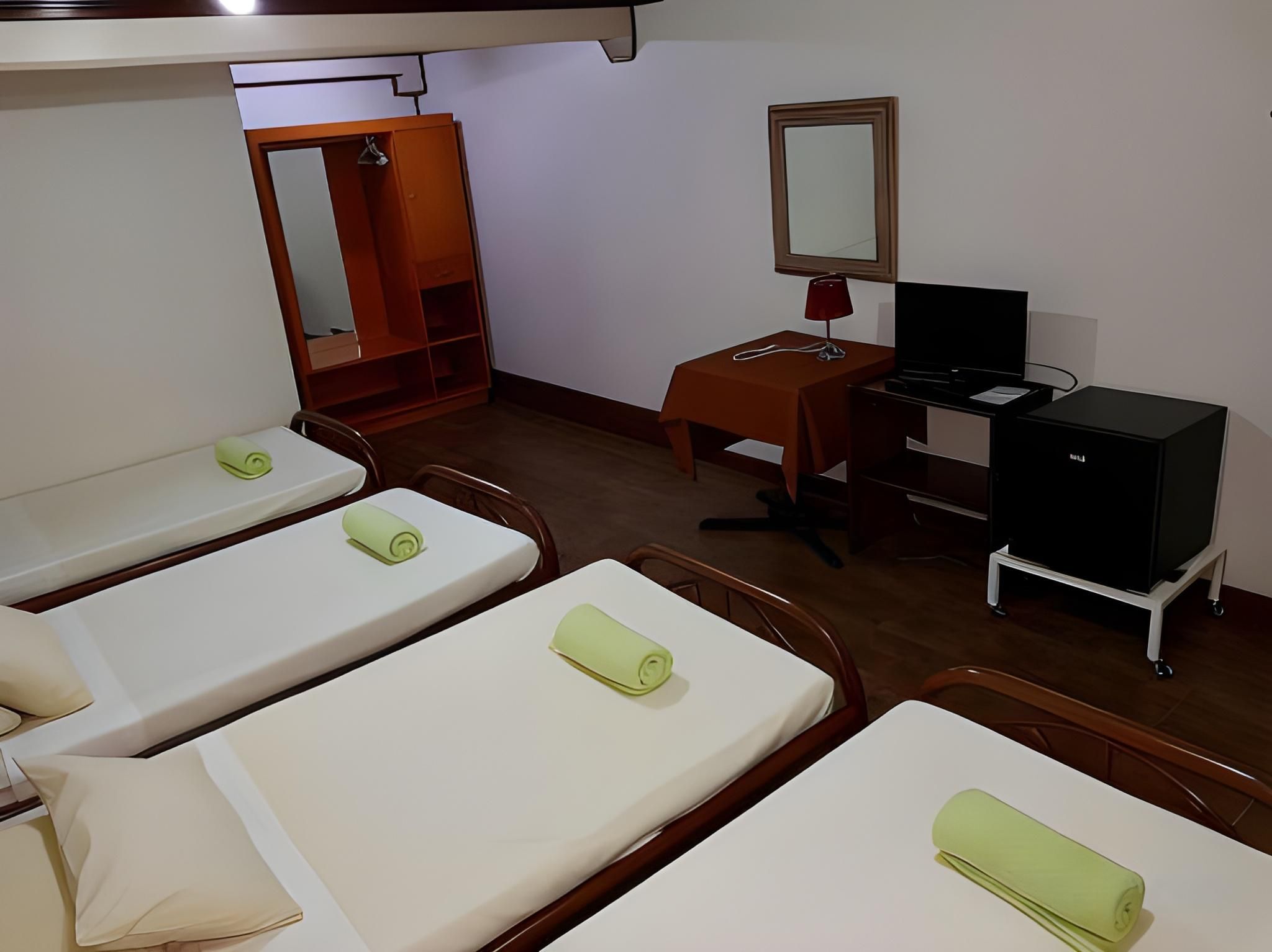 Antonio Room