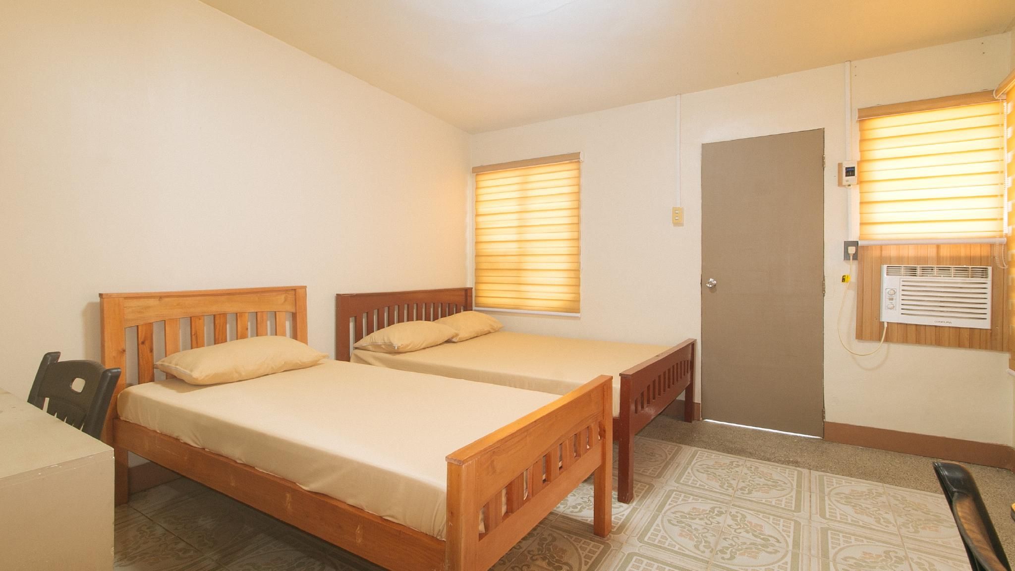 Standard Double Room with Shared Bathroom