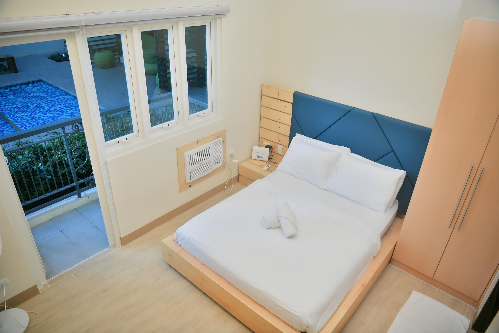 Standard Deluxe Room