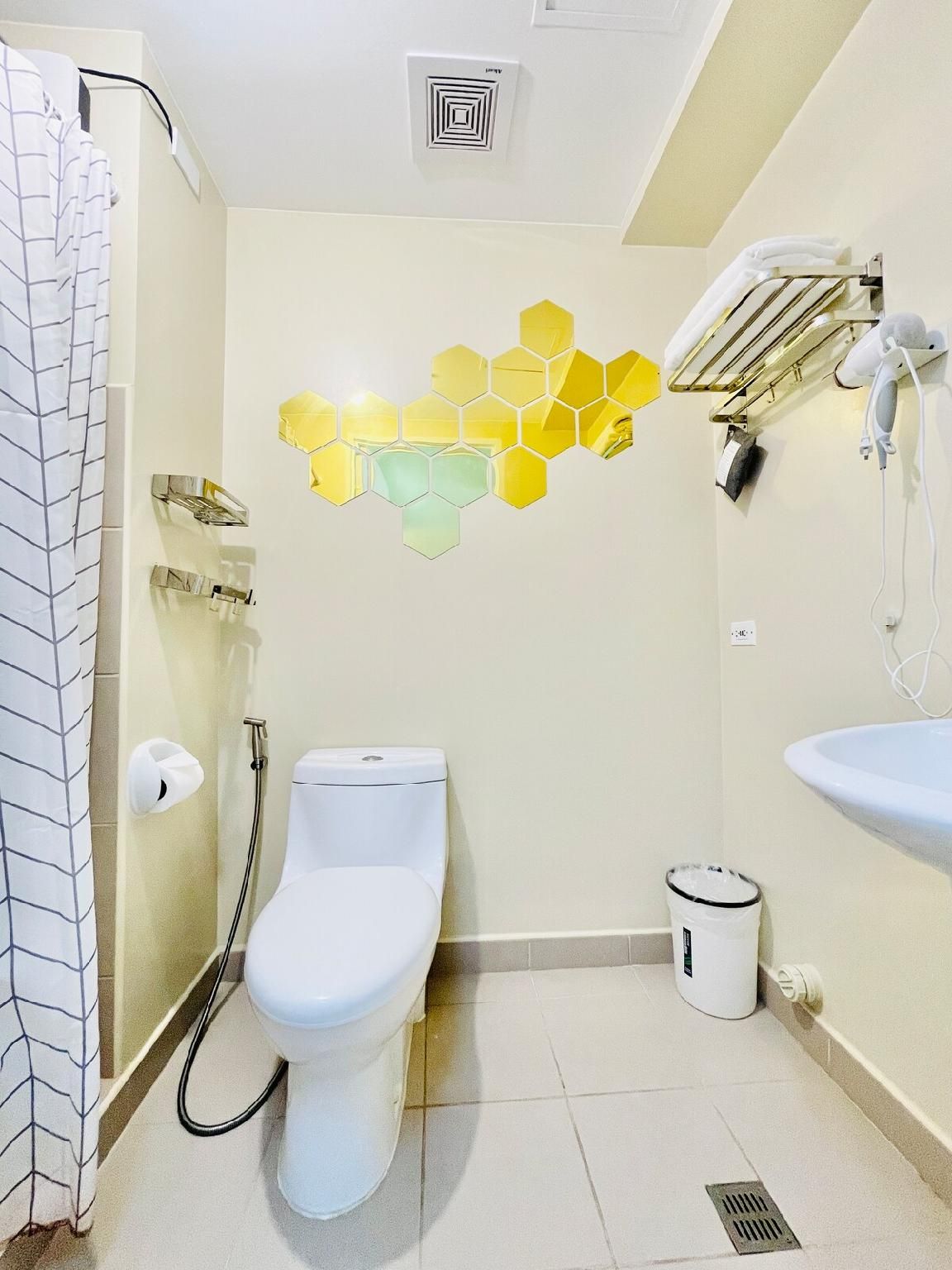 One Bedroom - Apartment