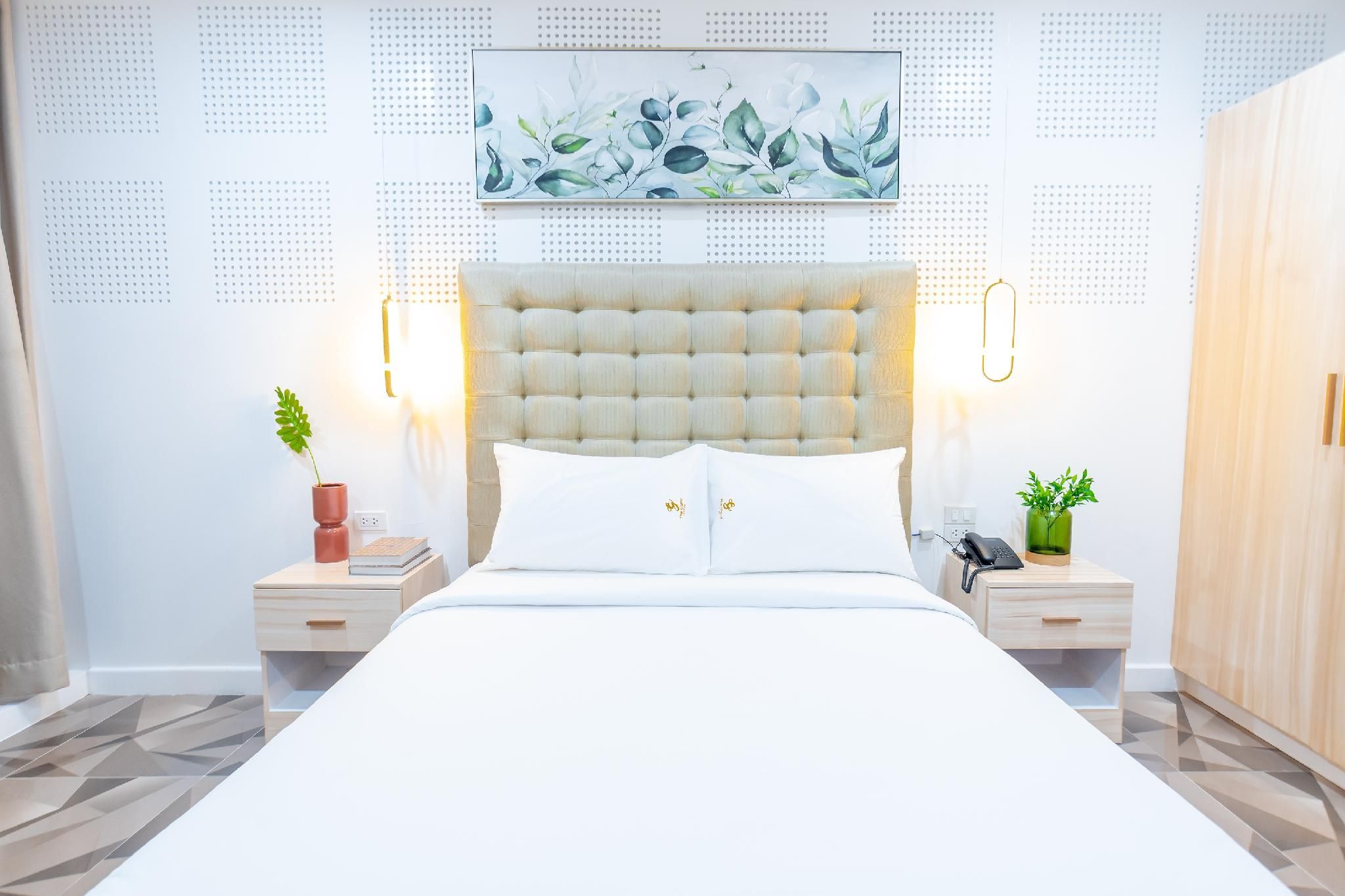 The Glend Hotel Iloilo Standard Room 2