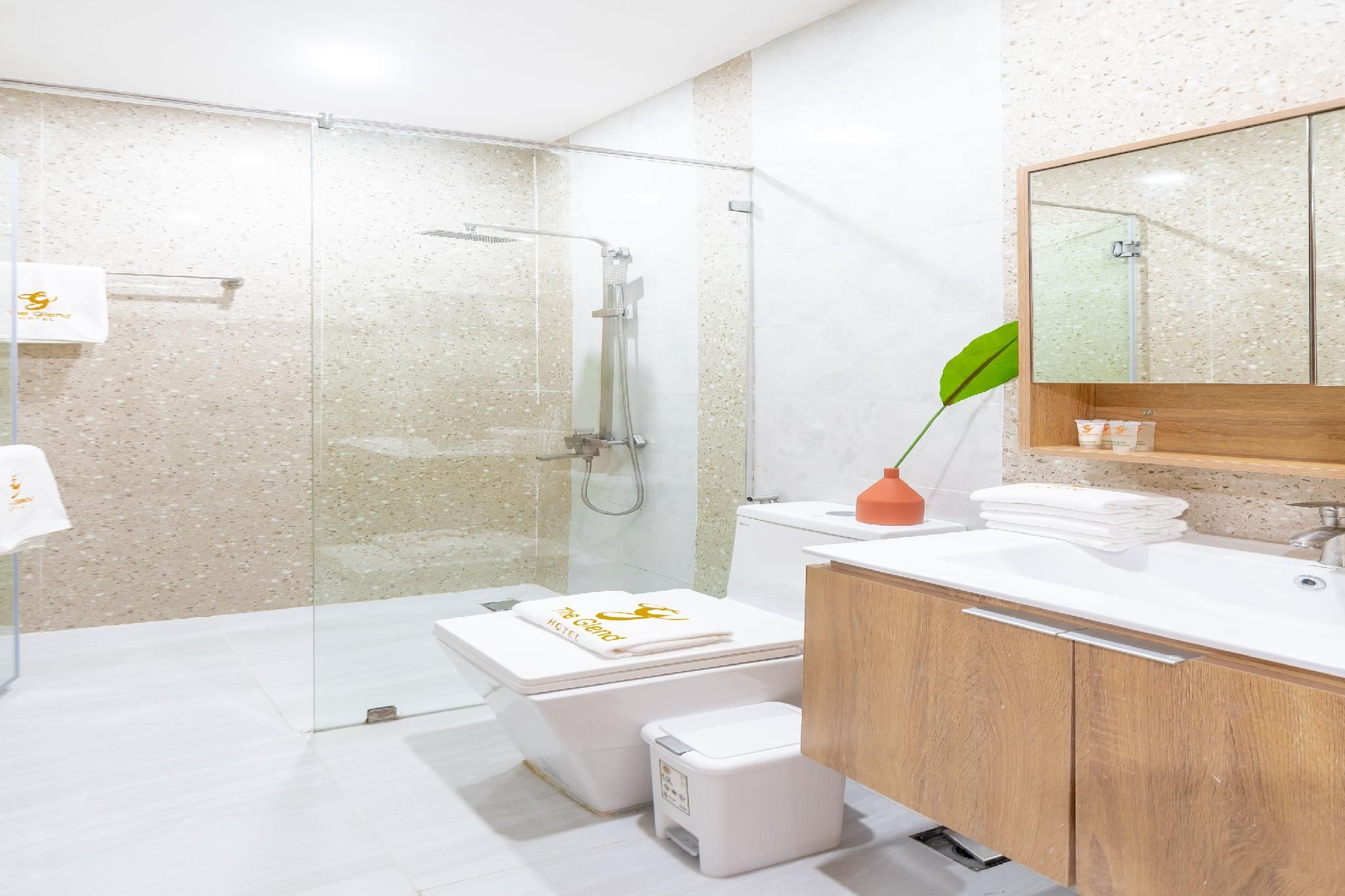 The Glend Hotel Iloilo Standard Room 3