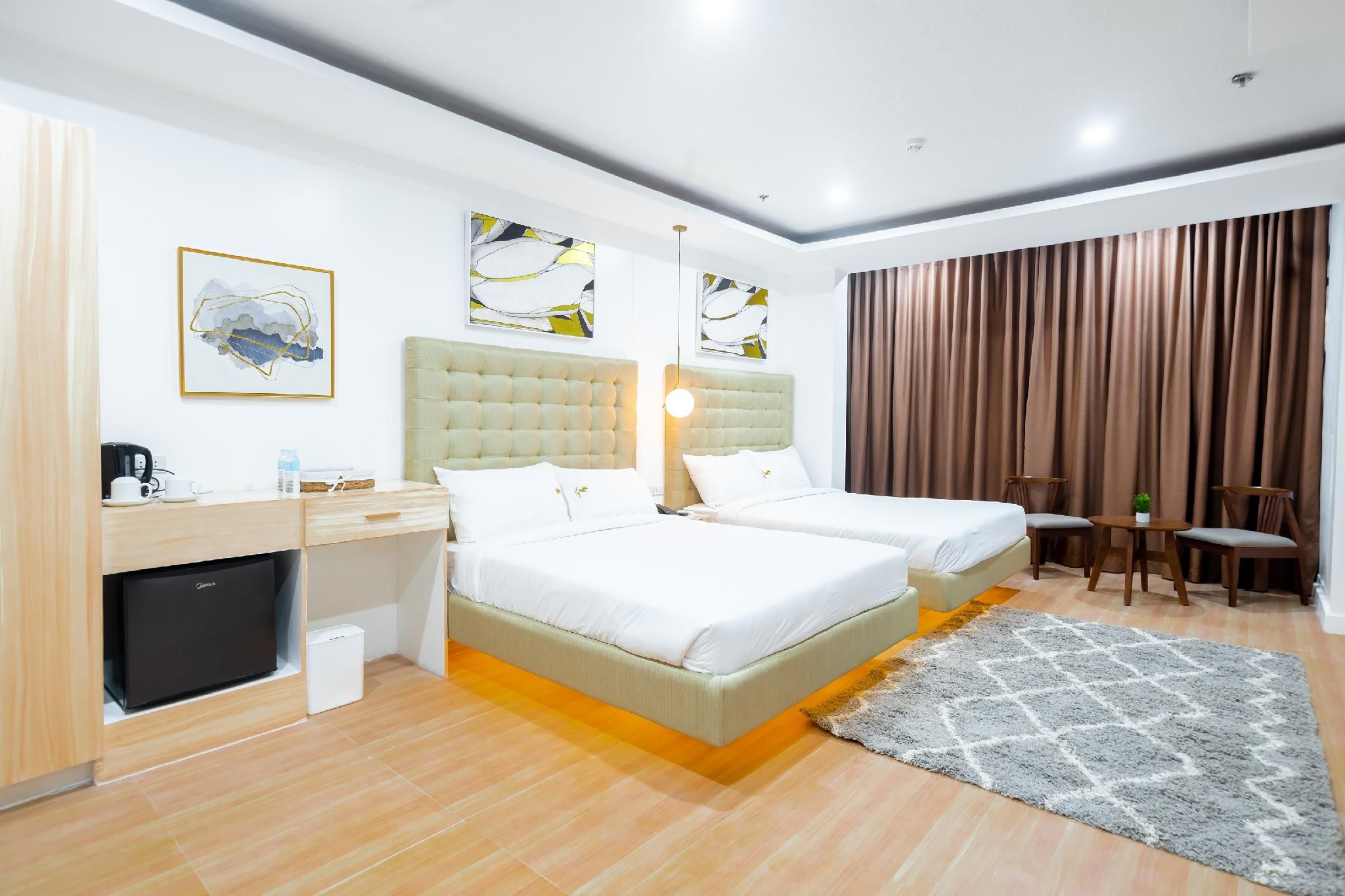 The Glend Hotel Iloilo Premier Twin
