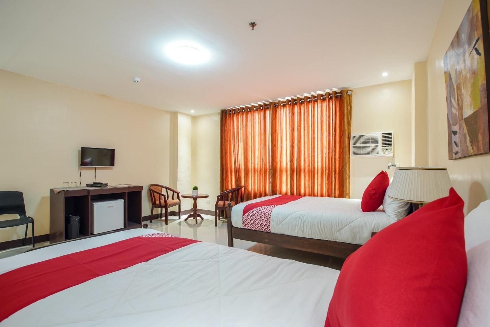 Suite Triple Room