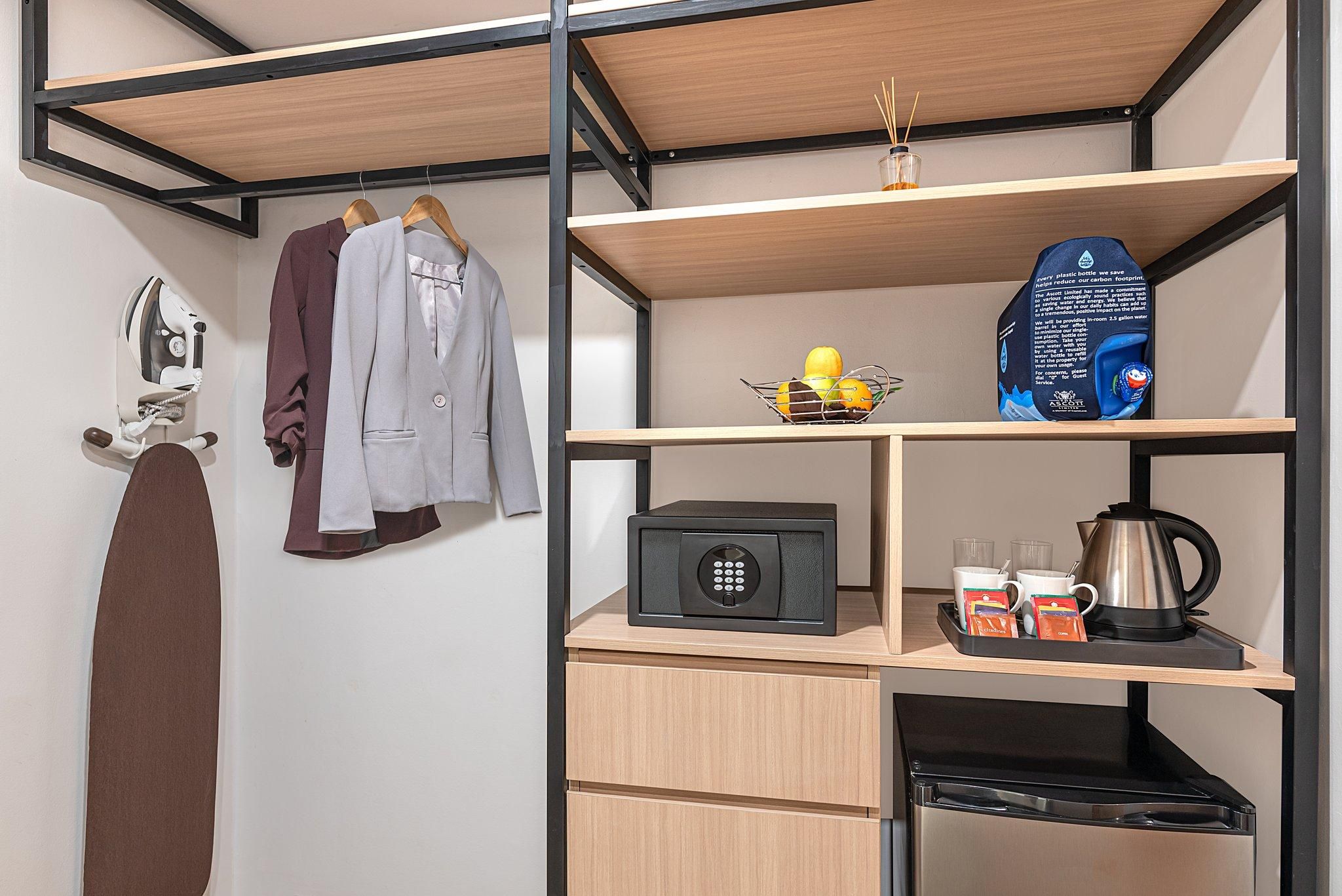 amenity (guest room)