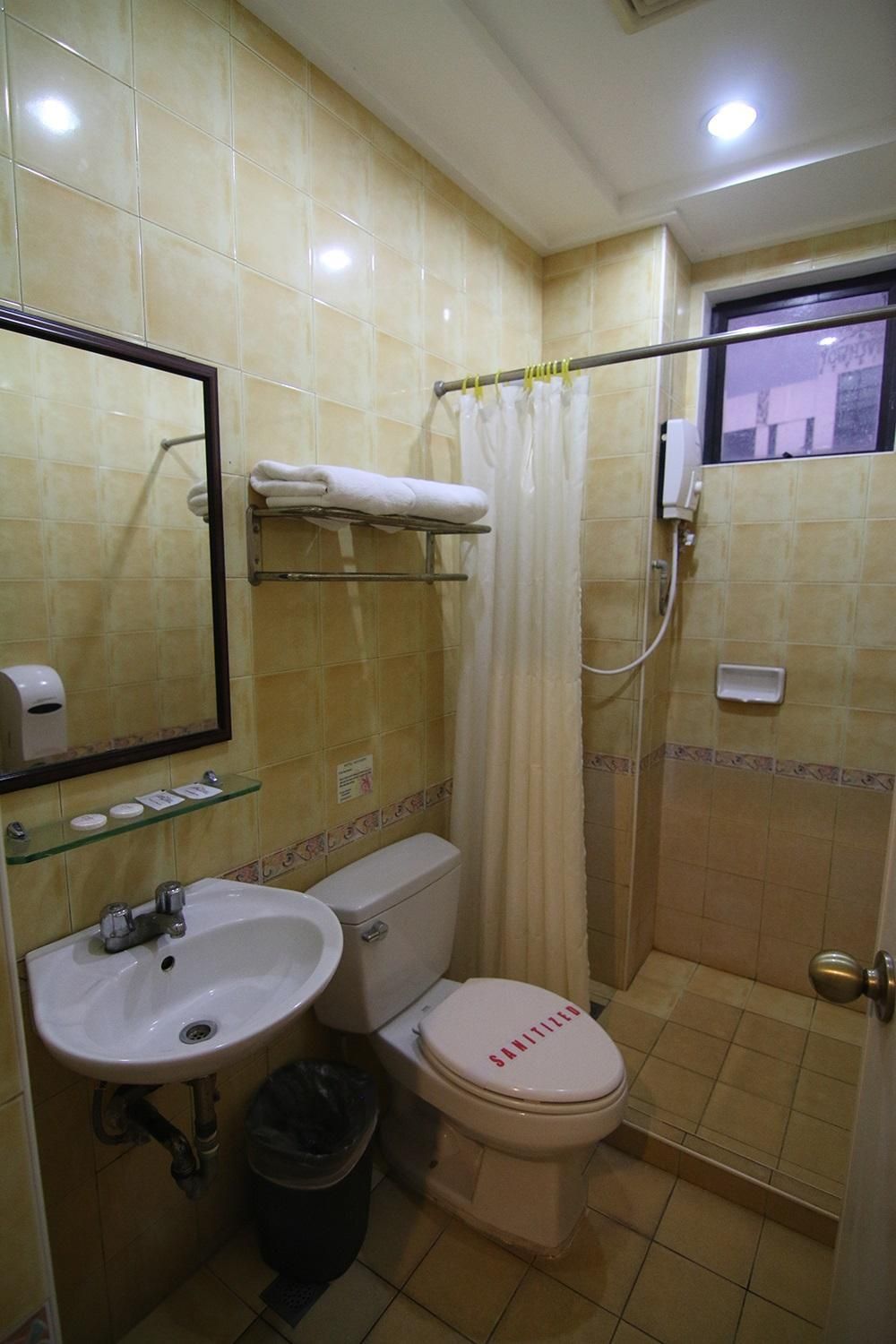 Highway 21 Hotel