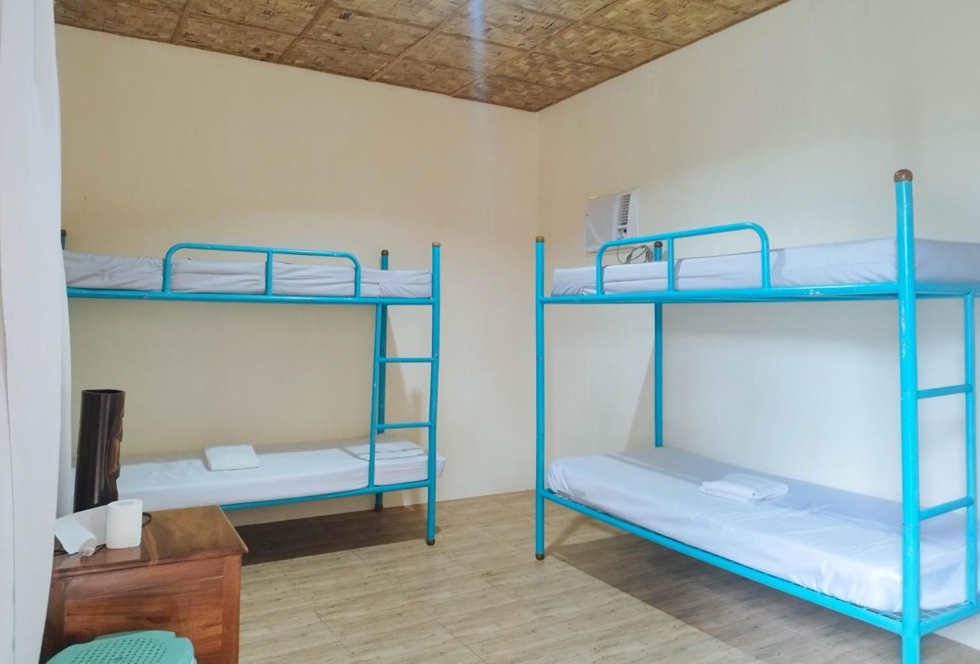 Dormitory Room - Mixed