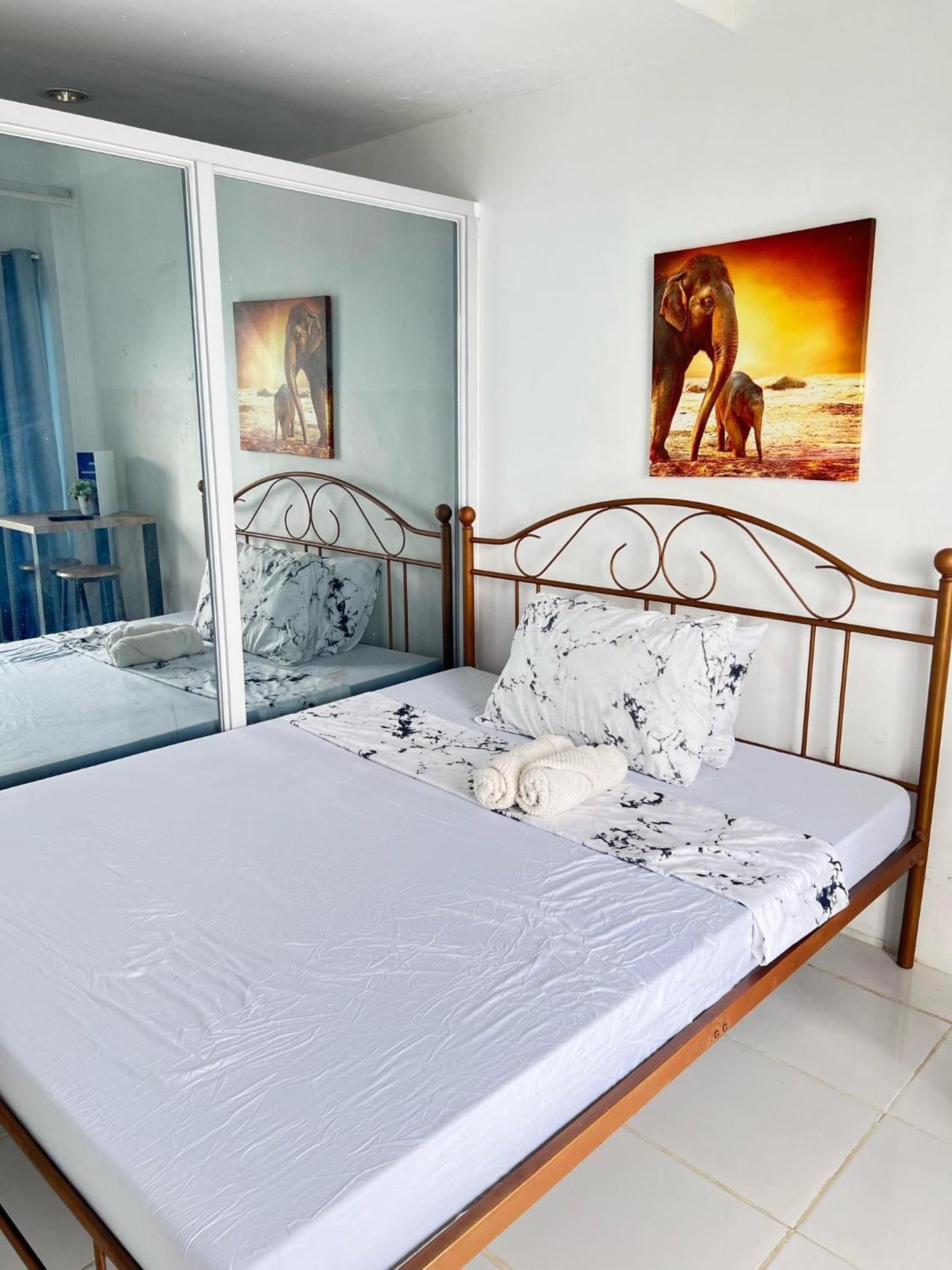 Deluxe Double Room with Balcony and Sea View