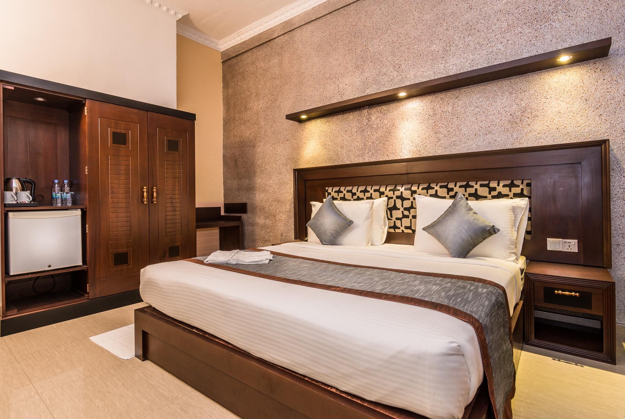 Deluxe Room with Balcony