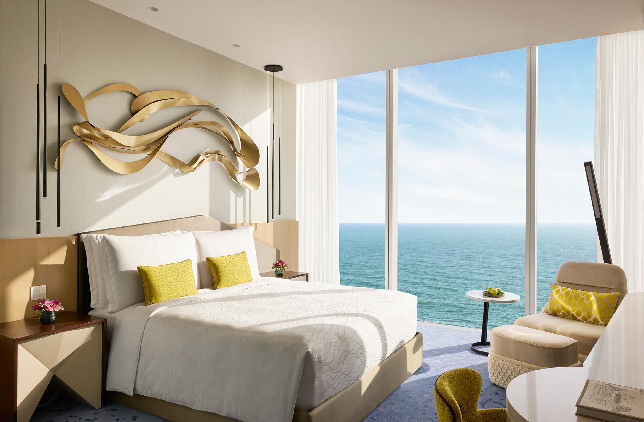 Deluxe King Oceanfront