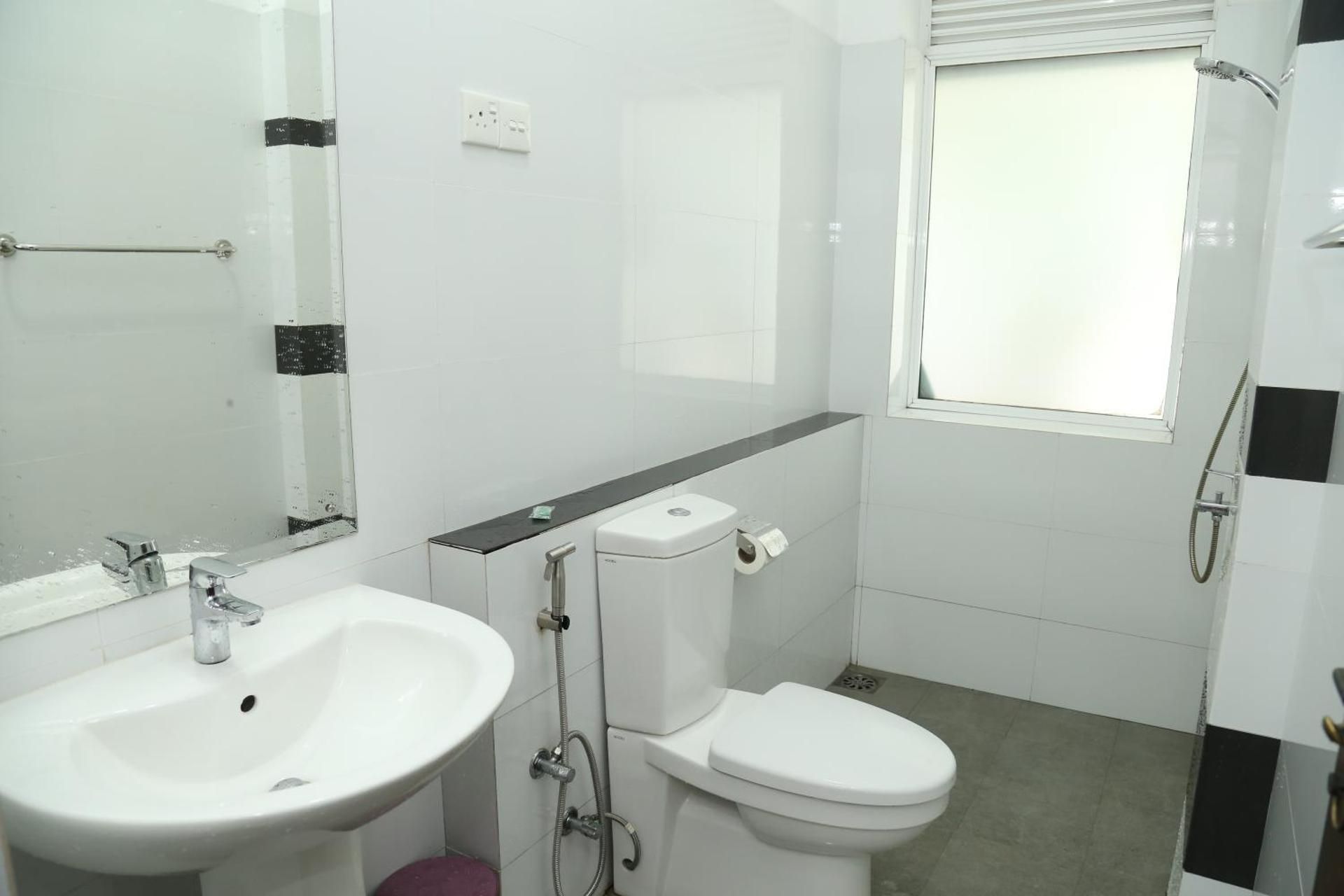 Jays Guest Diyatha Waterfront Double Room Garden View