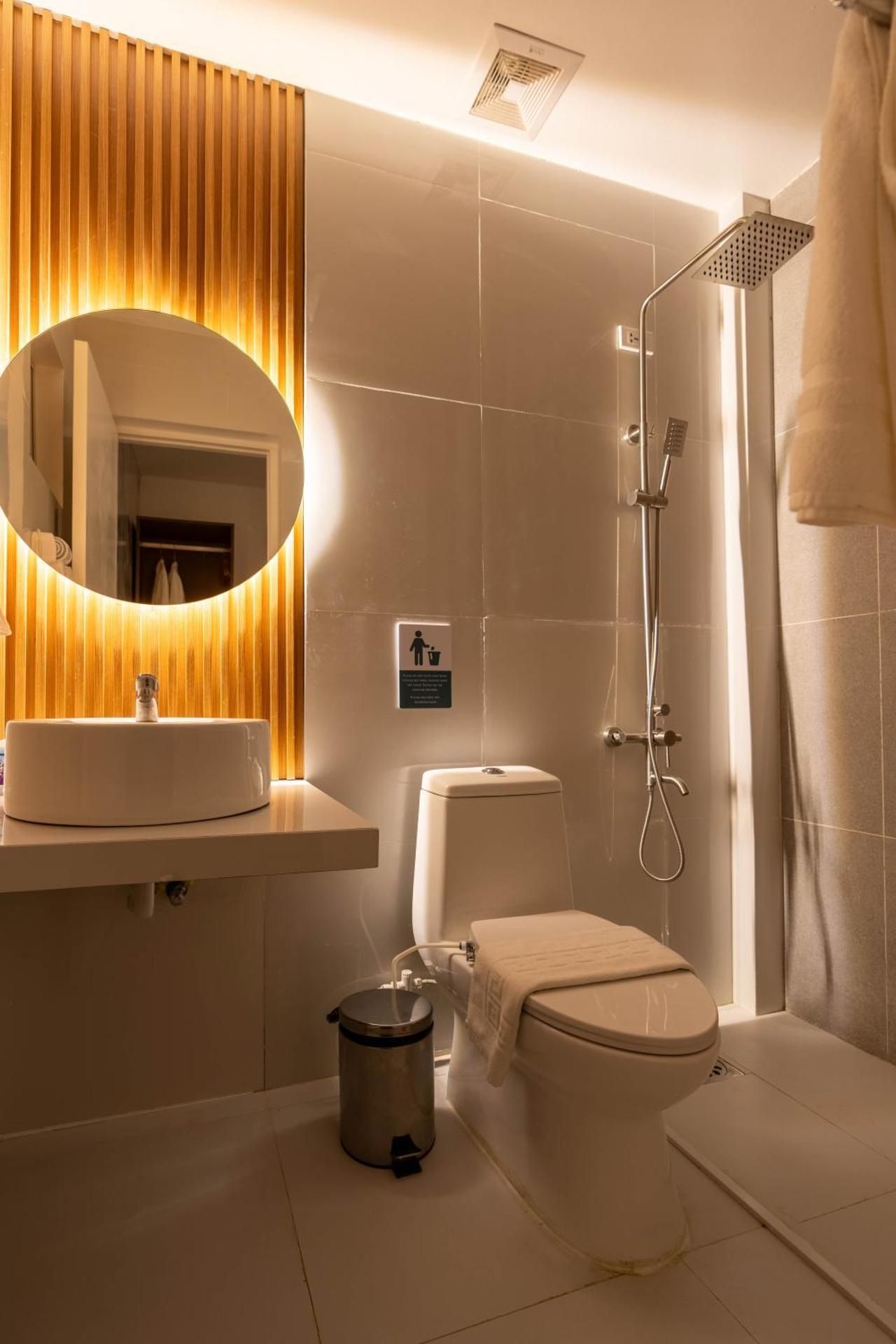 Deluxe Suite with Sea View