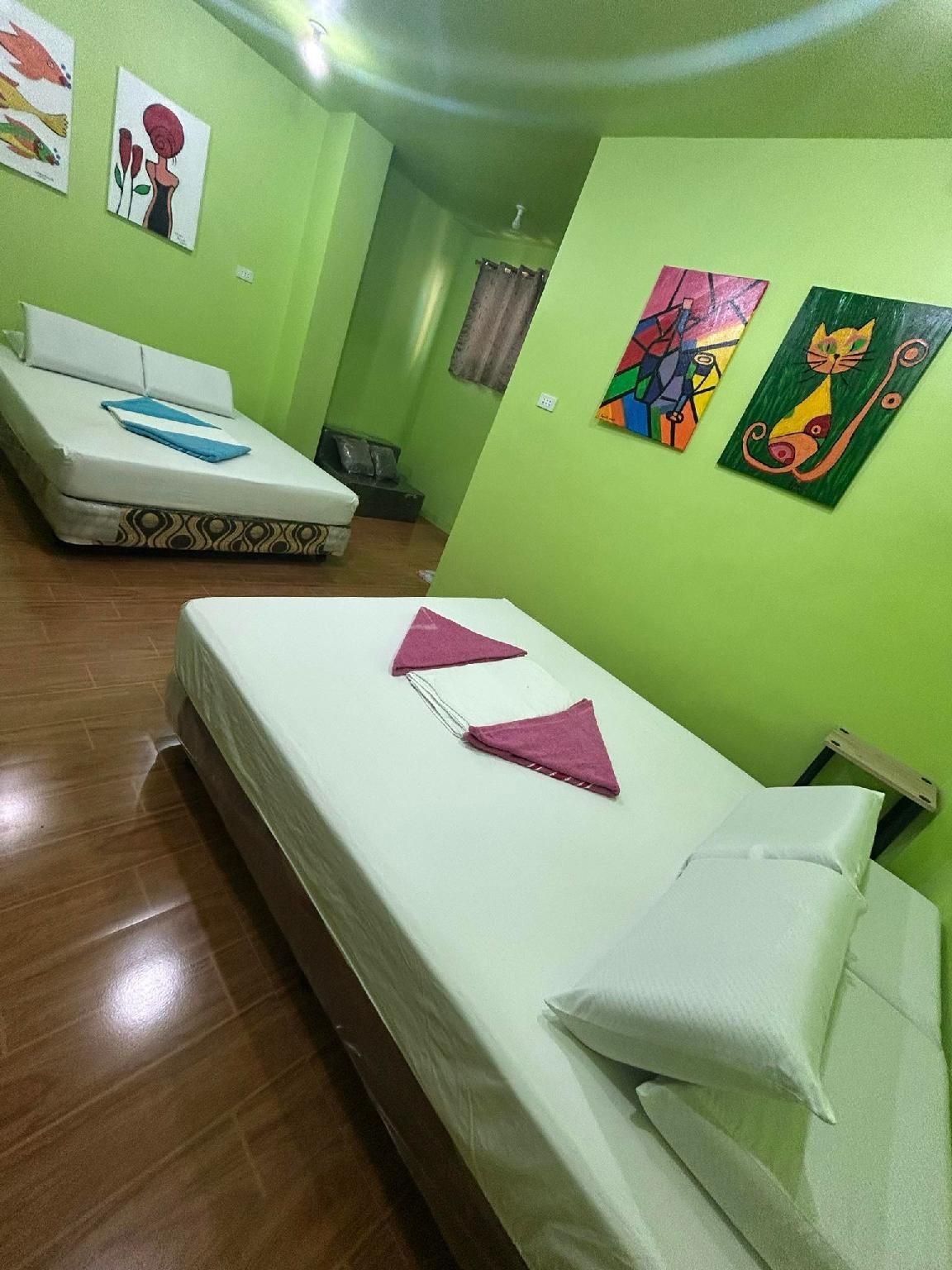 Sascha's Place Oslob Family Room 2