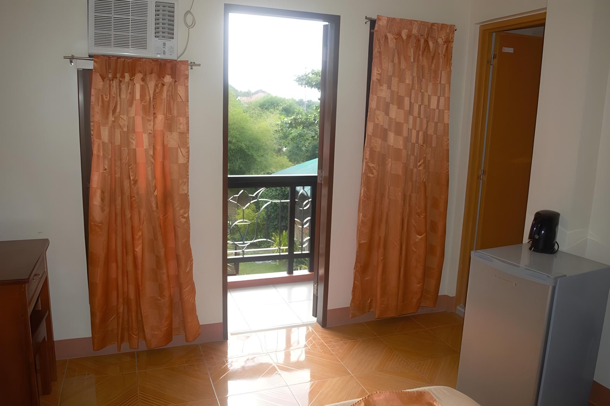 Balcony Double