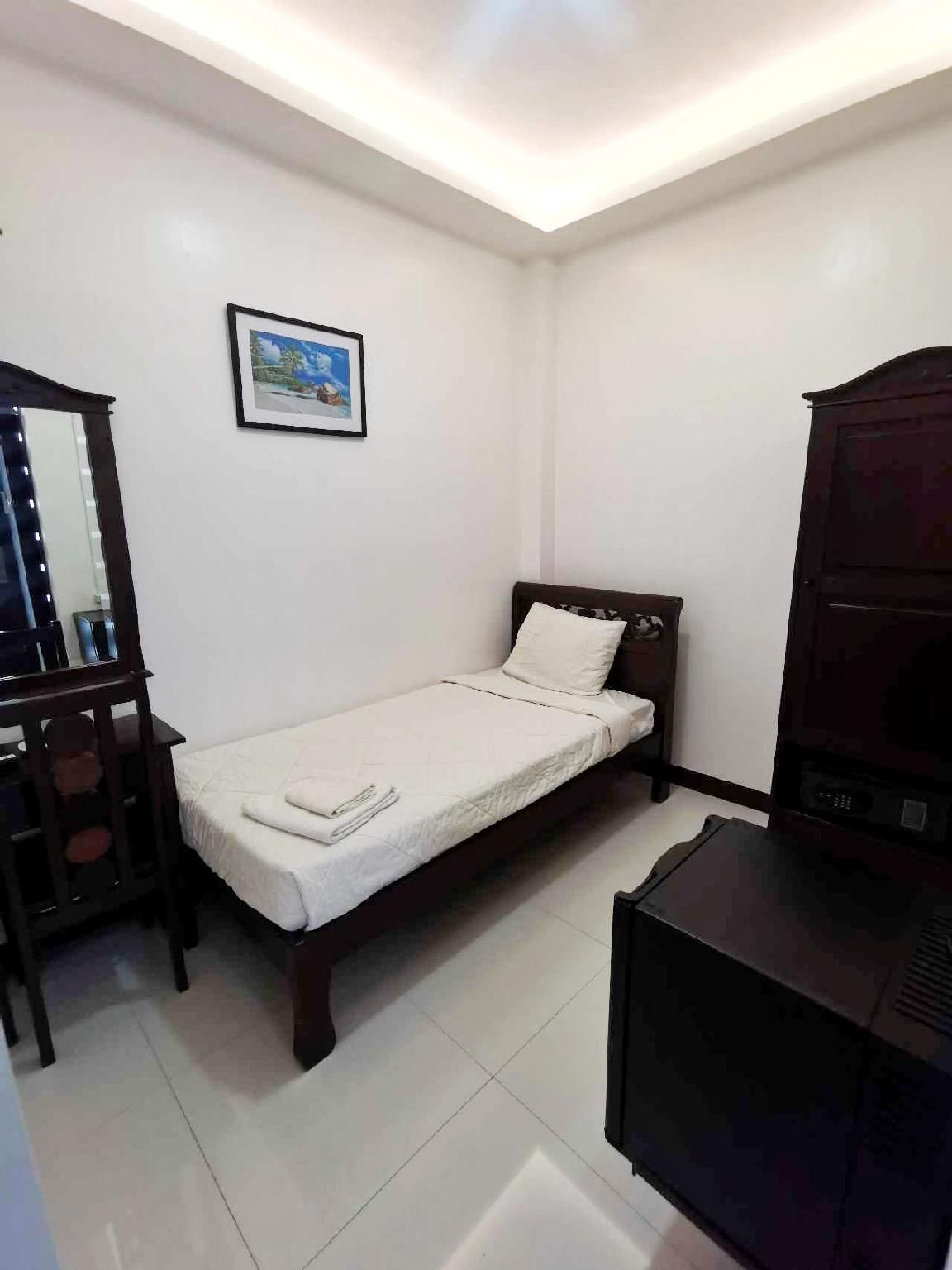 MJ Pension House Budget Single Room