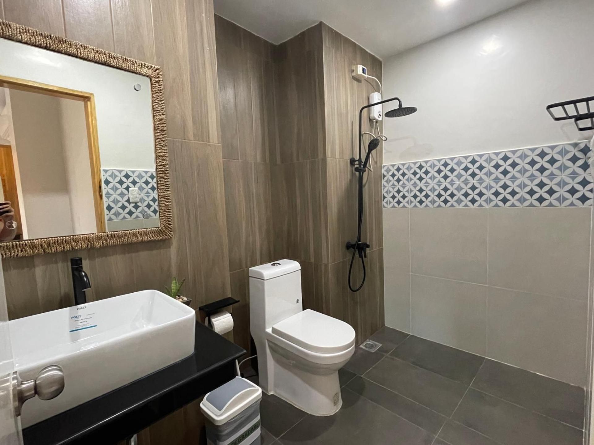 Family Room with Garden View