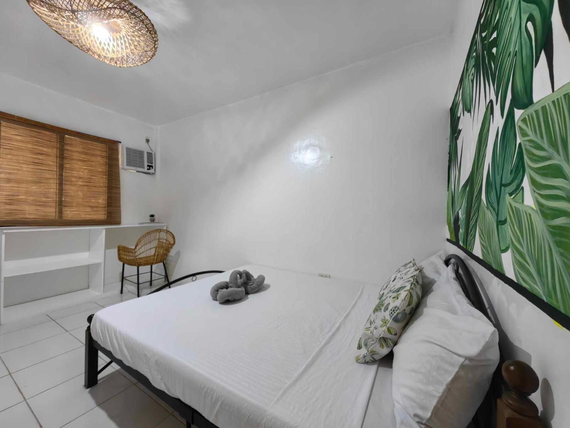 5R TOURIST INN & RESTAURANT Garden View Bungalow 2