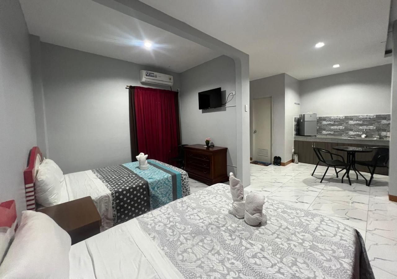 Deluxe Queen Room with Two Queen Beds