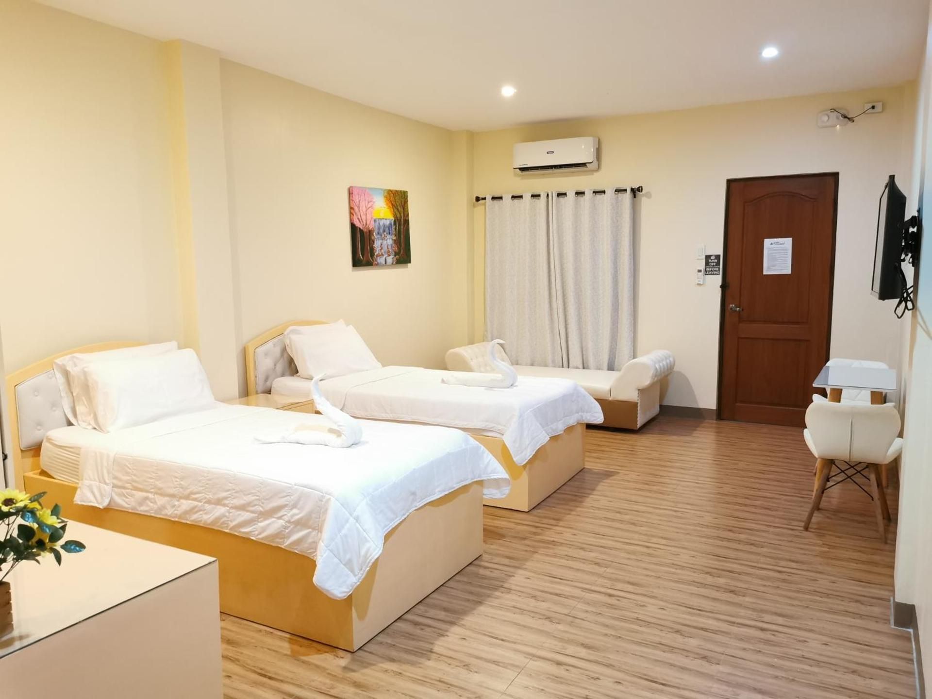 Deluxe Twin Room