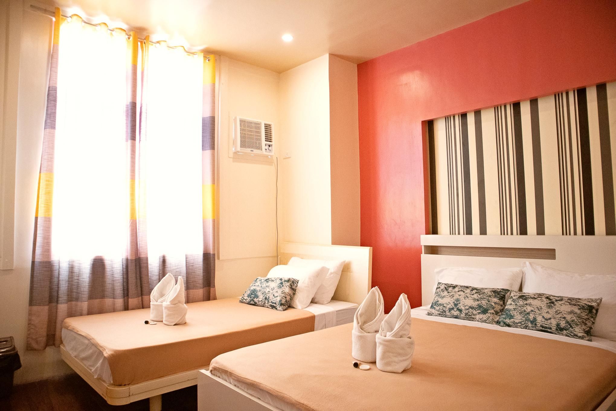 Deluxe Family Room