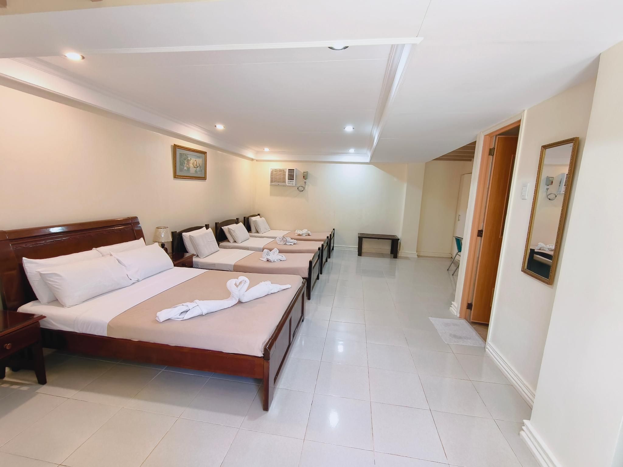 Ogtong Cave Resort Family Room 5 people