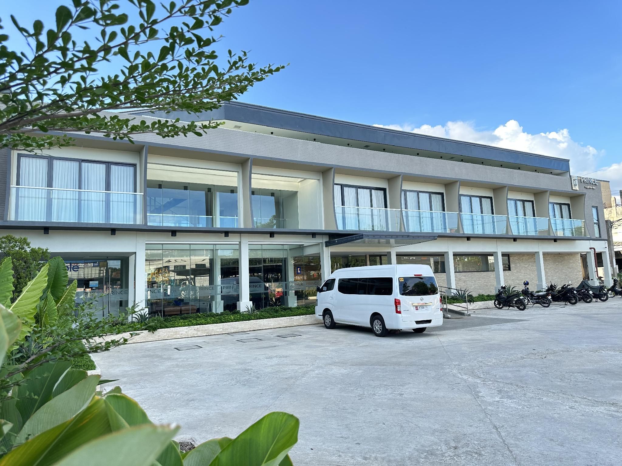 Prince Express Inn