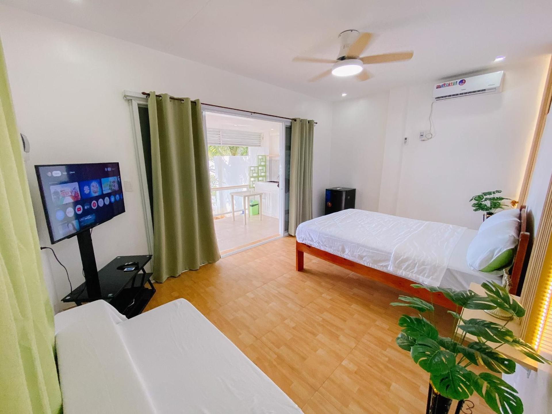 Studio with Balcony