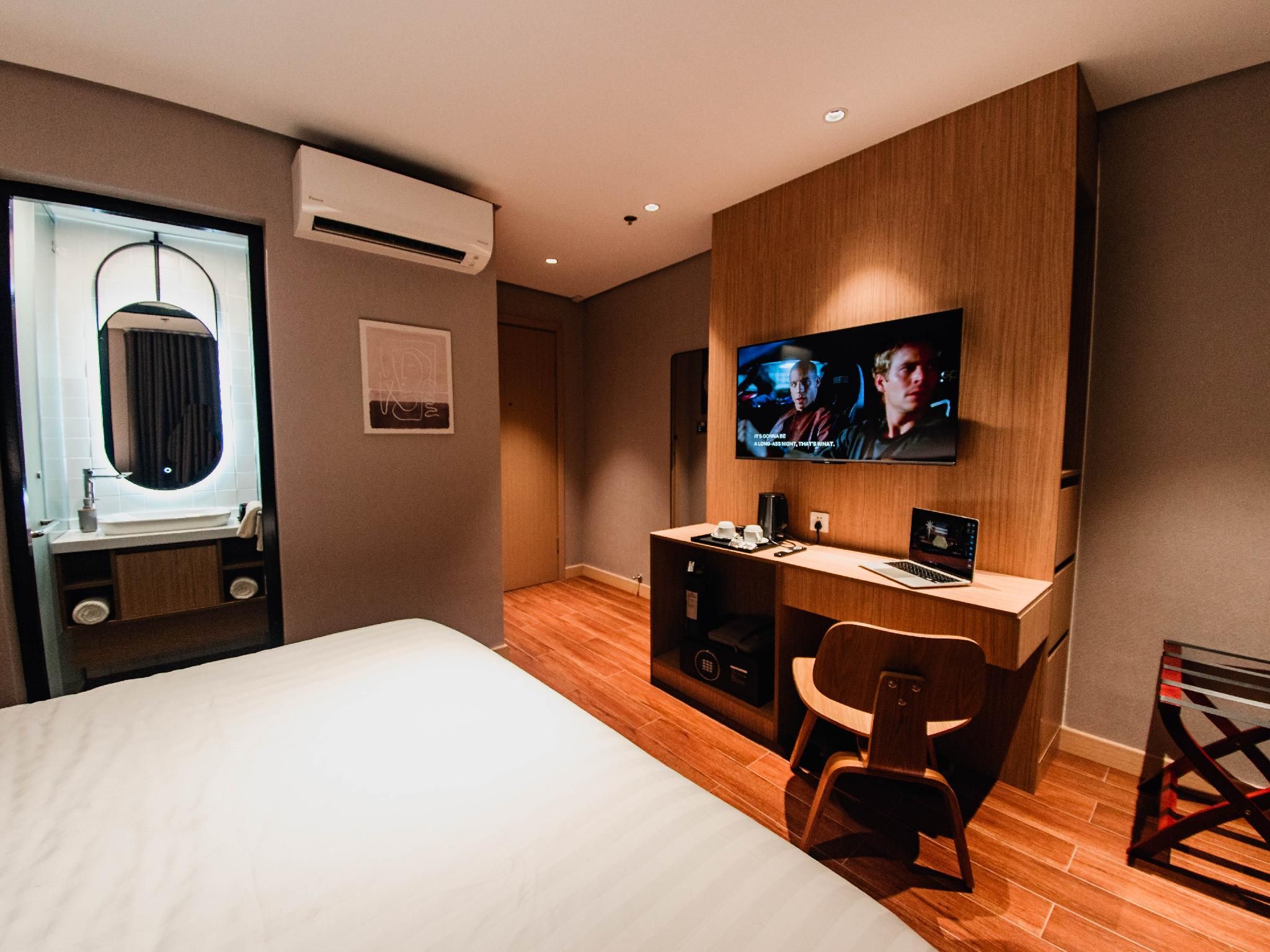 8240b092429ea0e52e7856b433b9ef35