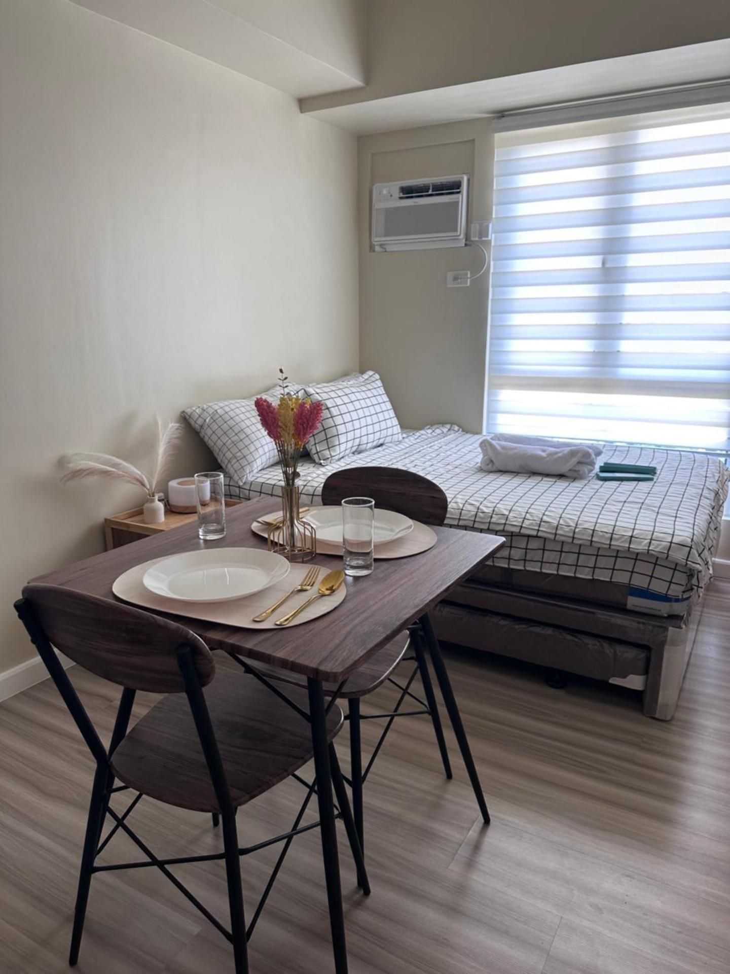 Ezra Condo in Avida Riala