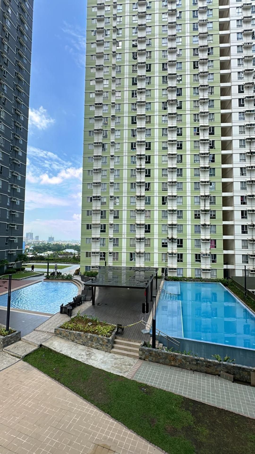 Ezra Condo in Avida Riala