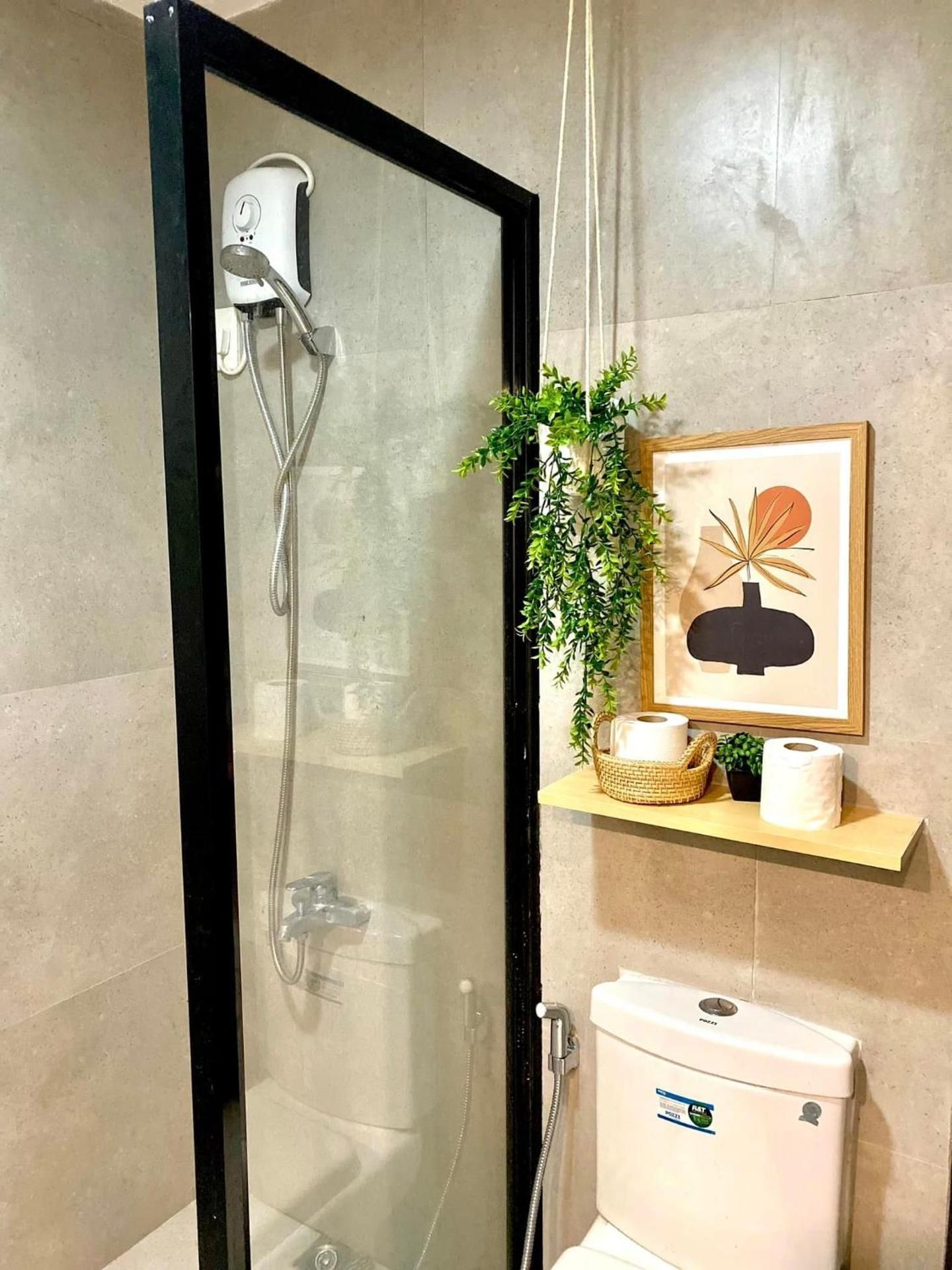 One-Bedroom Apartment - Non-Smoking