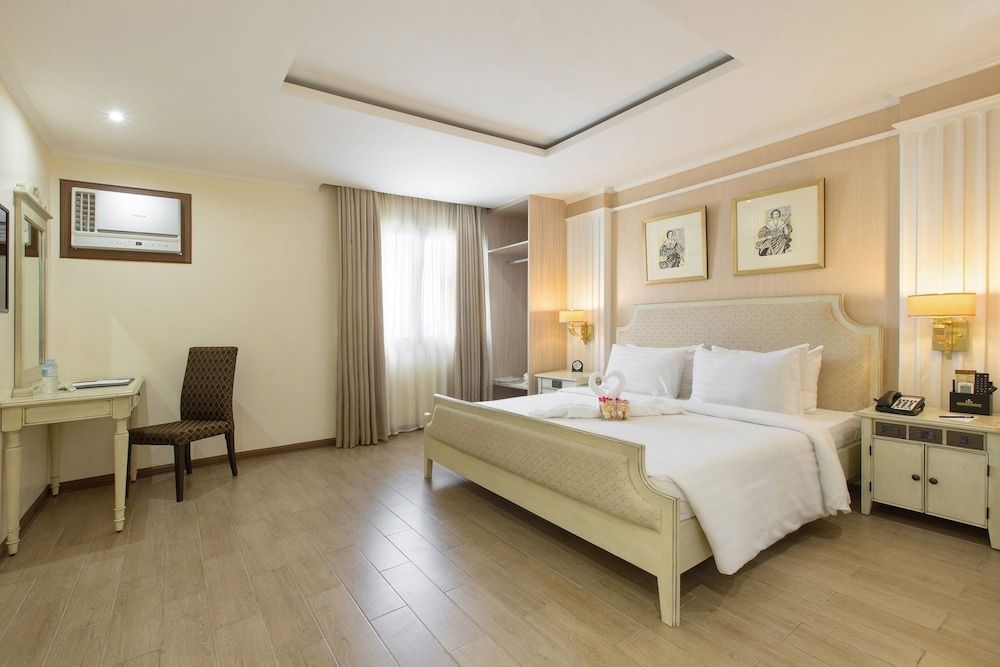 Golden Prince Suite (Tower 2)