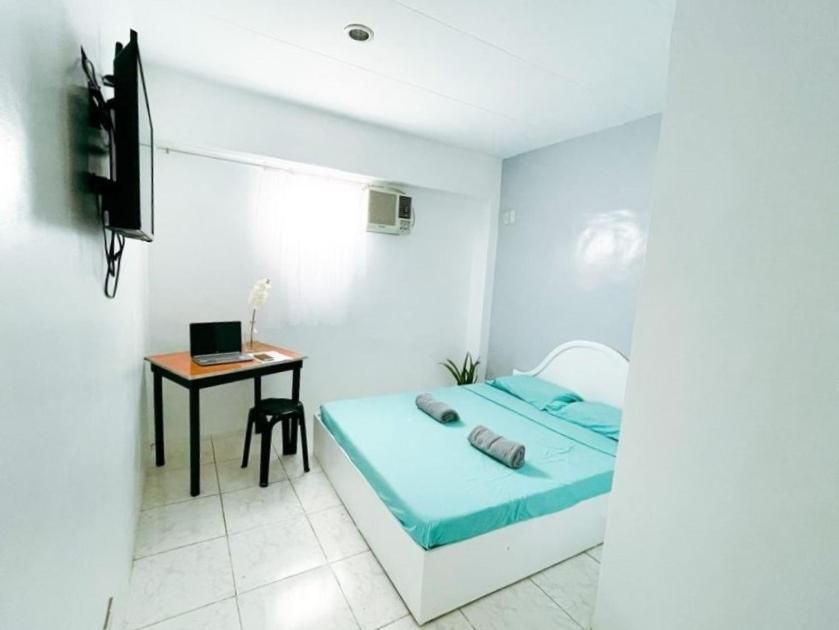 Deluxe Room with Shower