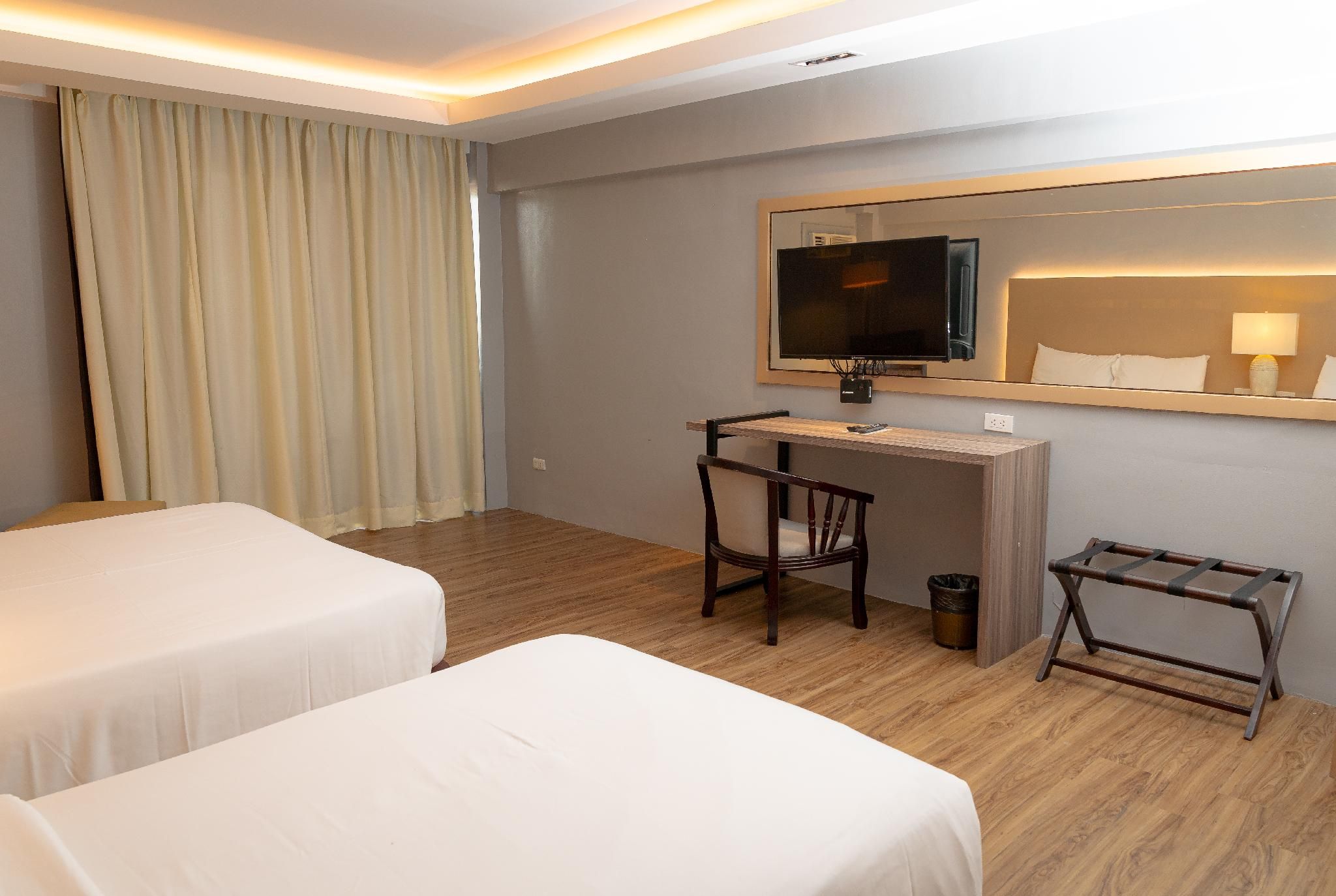 Premier Deluxe Room