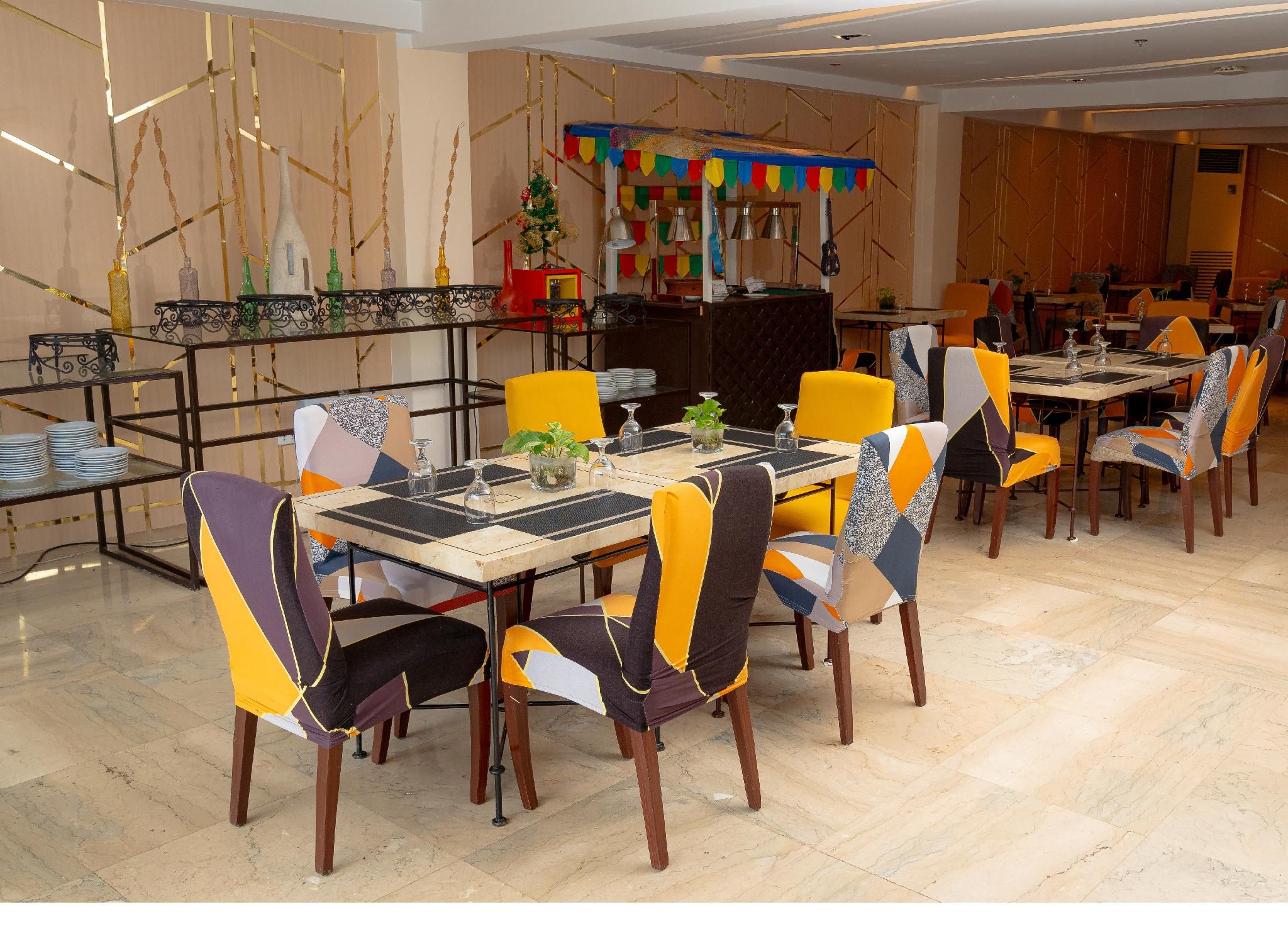 restaurant (private room)