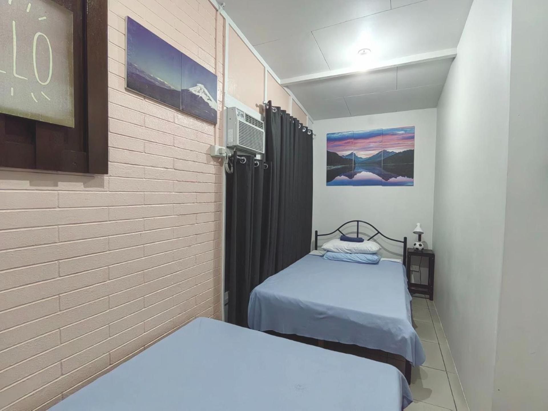 Classic Quadruple Room