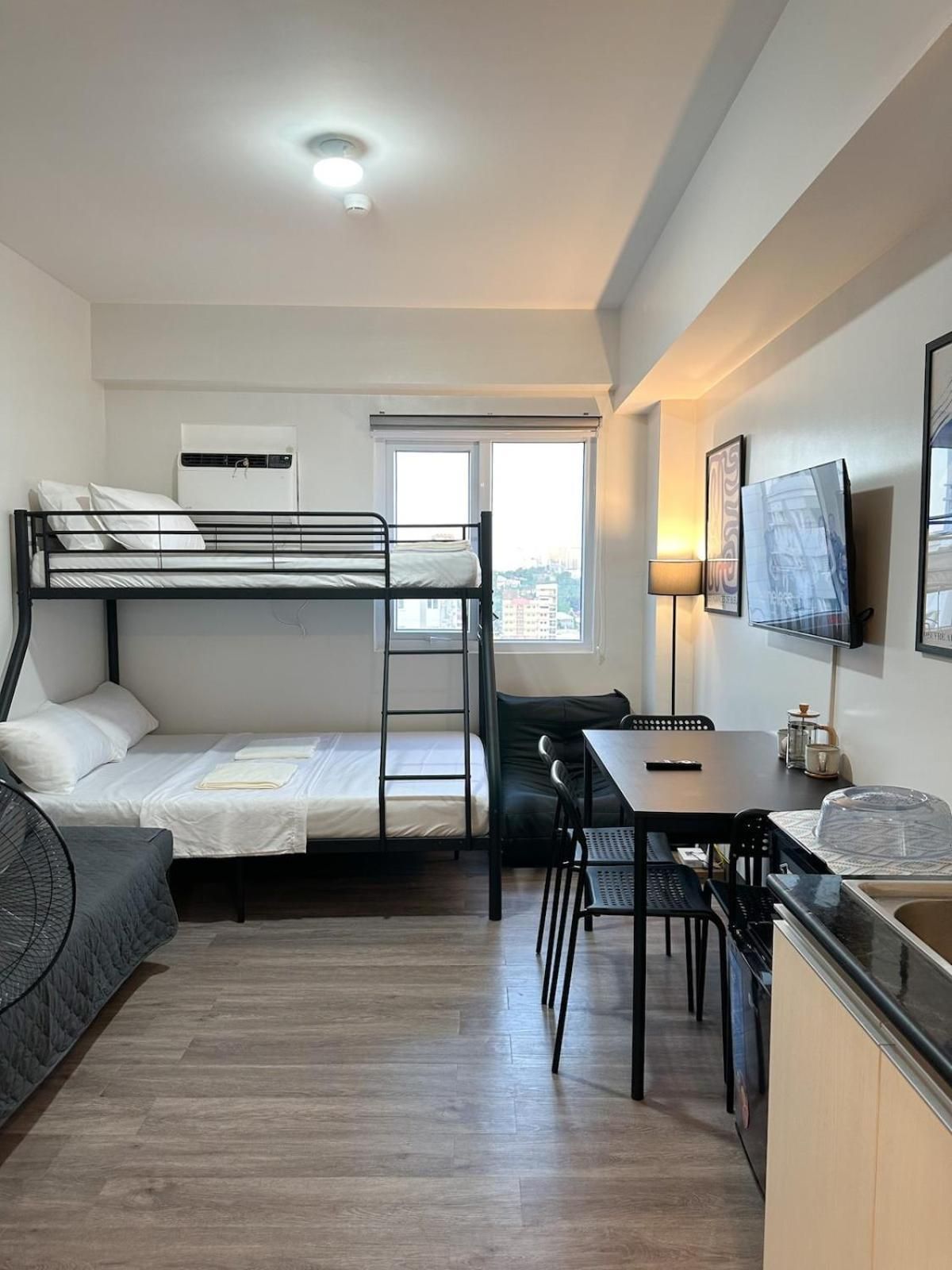 Studio Apartment