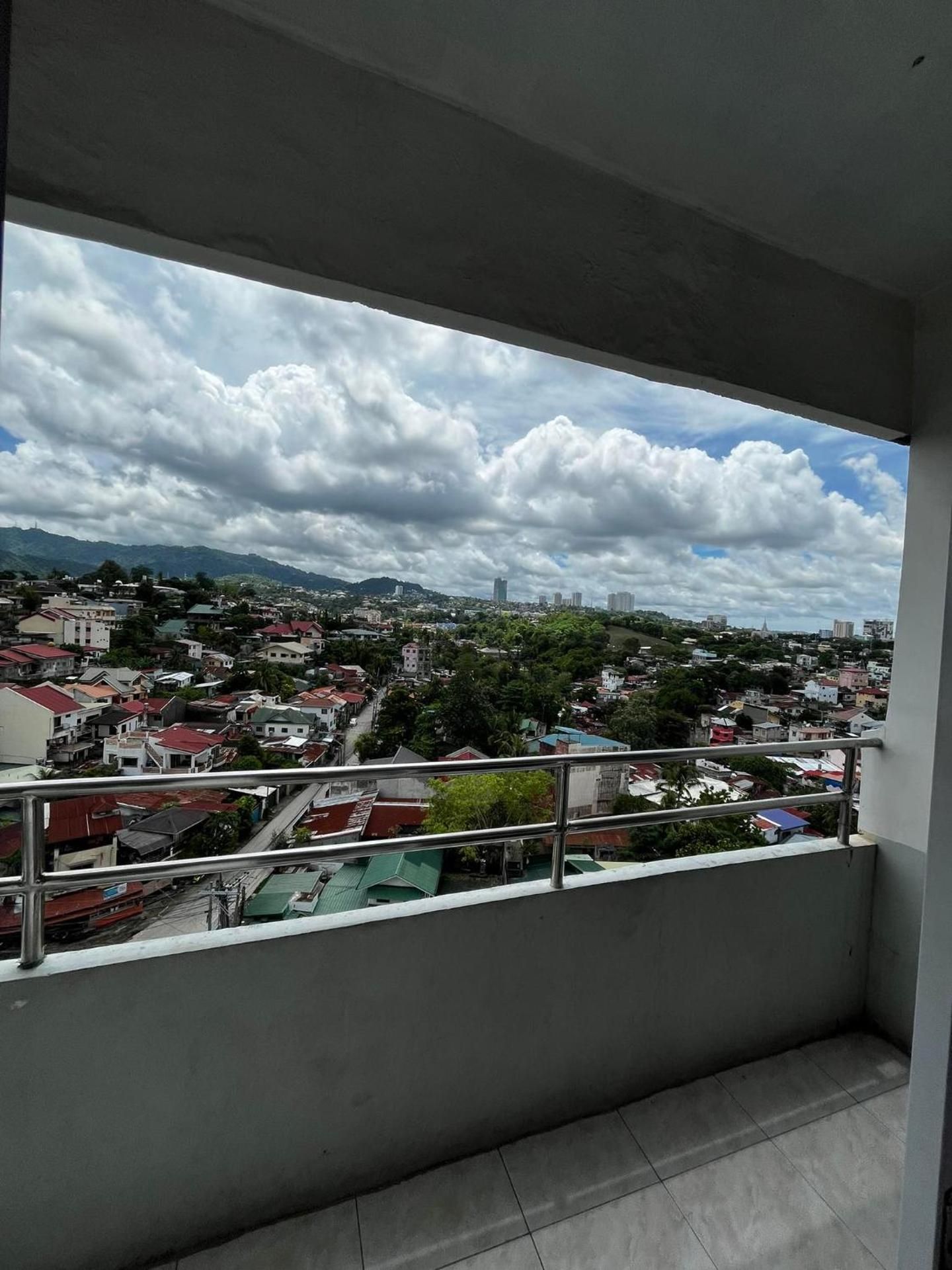 Studio with Balcony